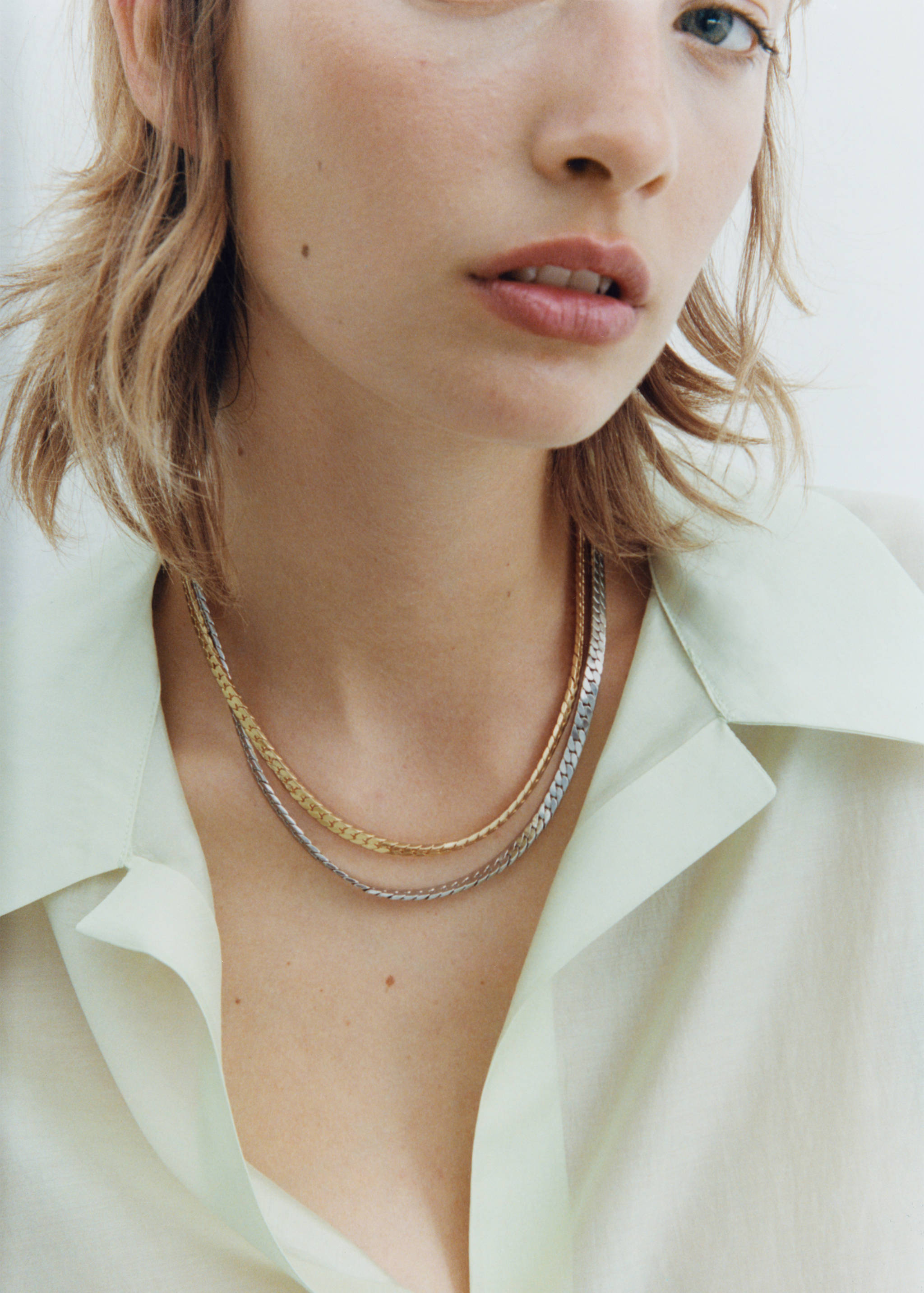 Collar cadena plana - Plano general