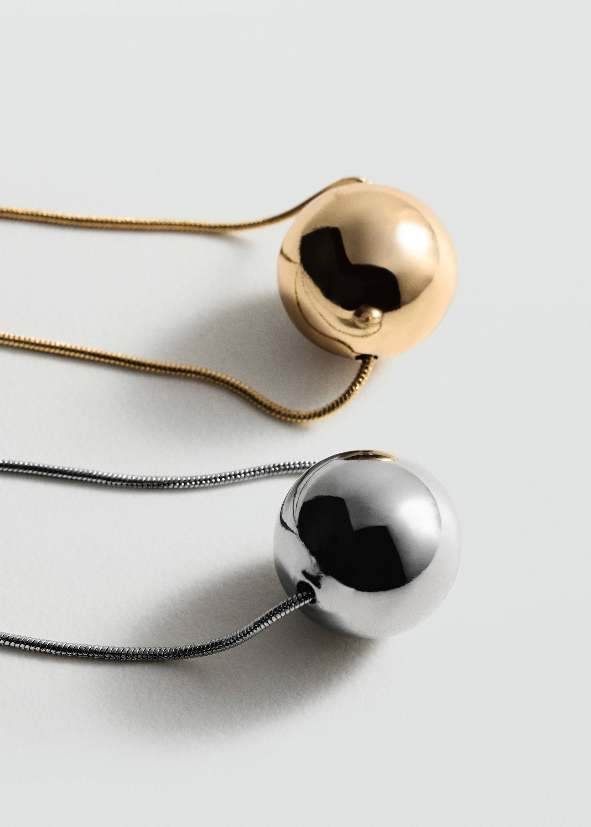 Pack of 2 ball necklaces - Medium plane