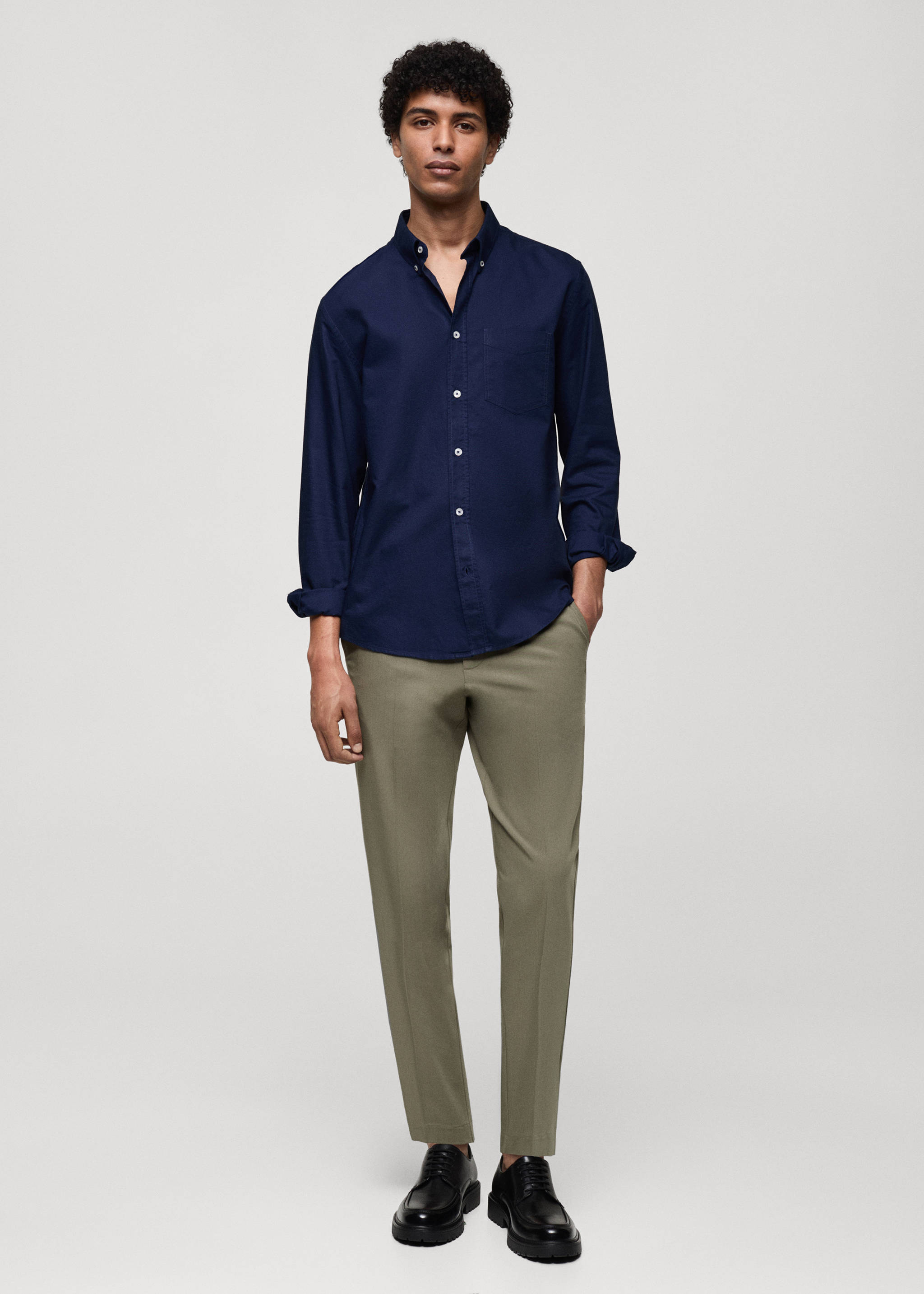 Pantalón slim fit comfort stretch - Plano general