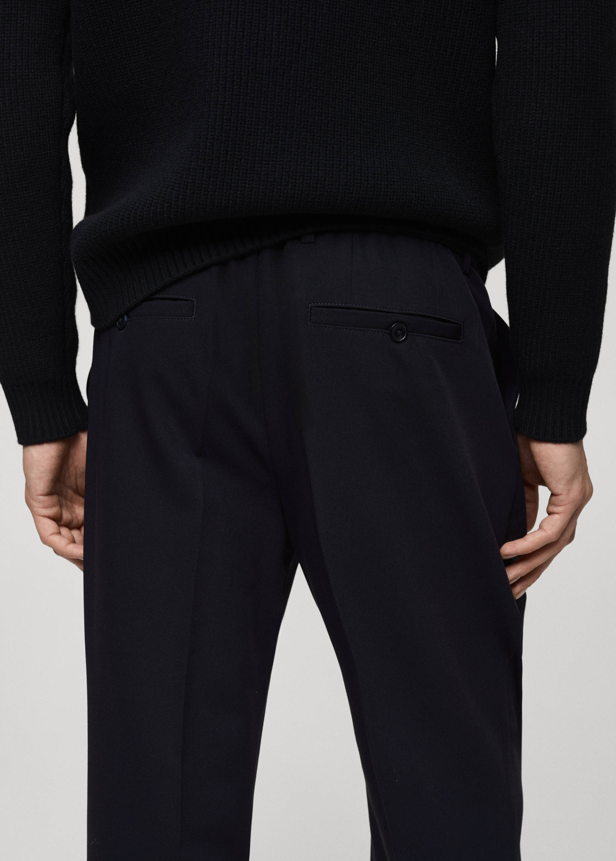 Regular-fit pleated flowy pants - Details of the article 6