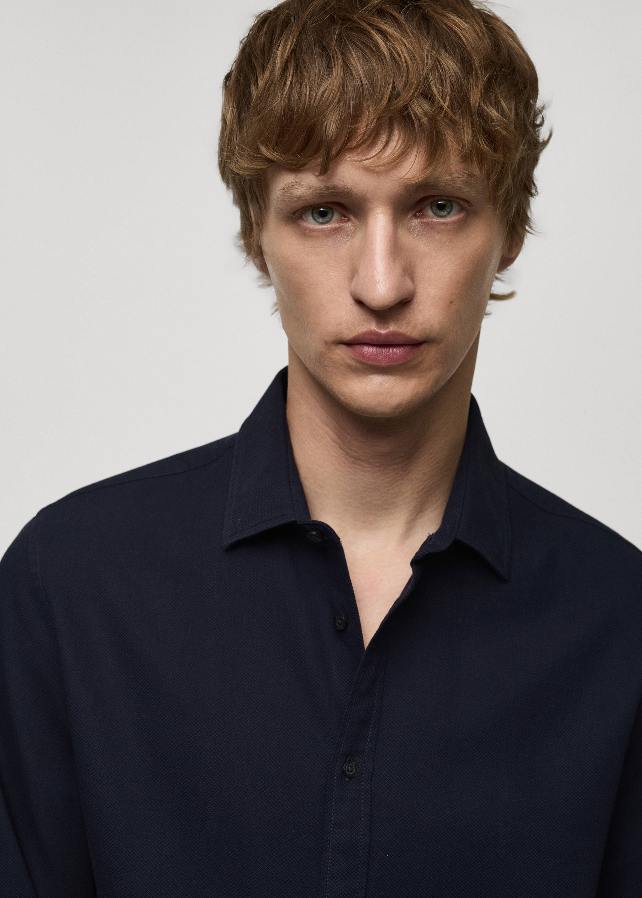 100%棉质常规版型结构衬衫 - null