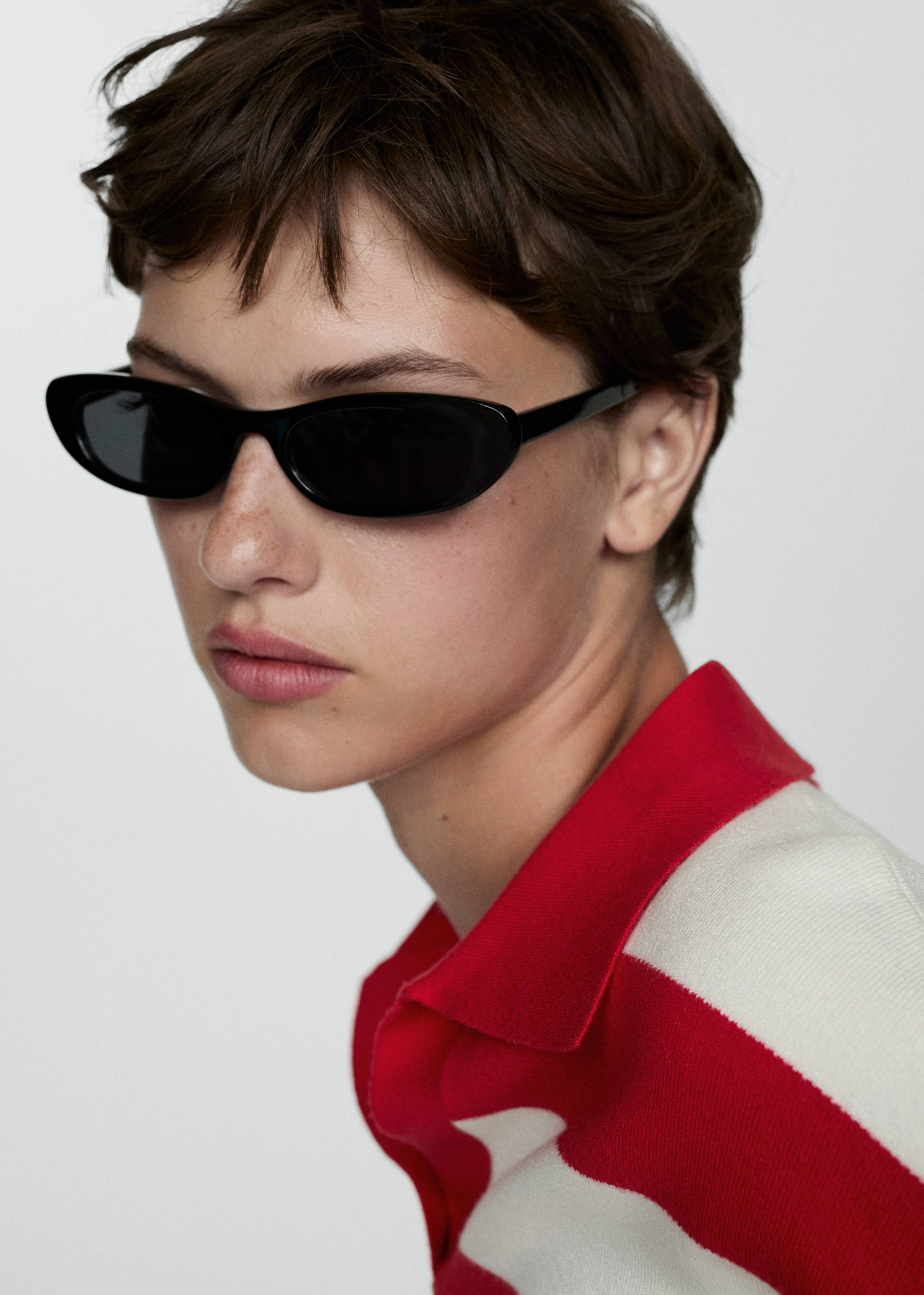 ‏كنزة مخططة برقبة بولو - تفاصيل المنتج 1