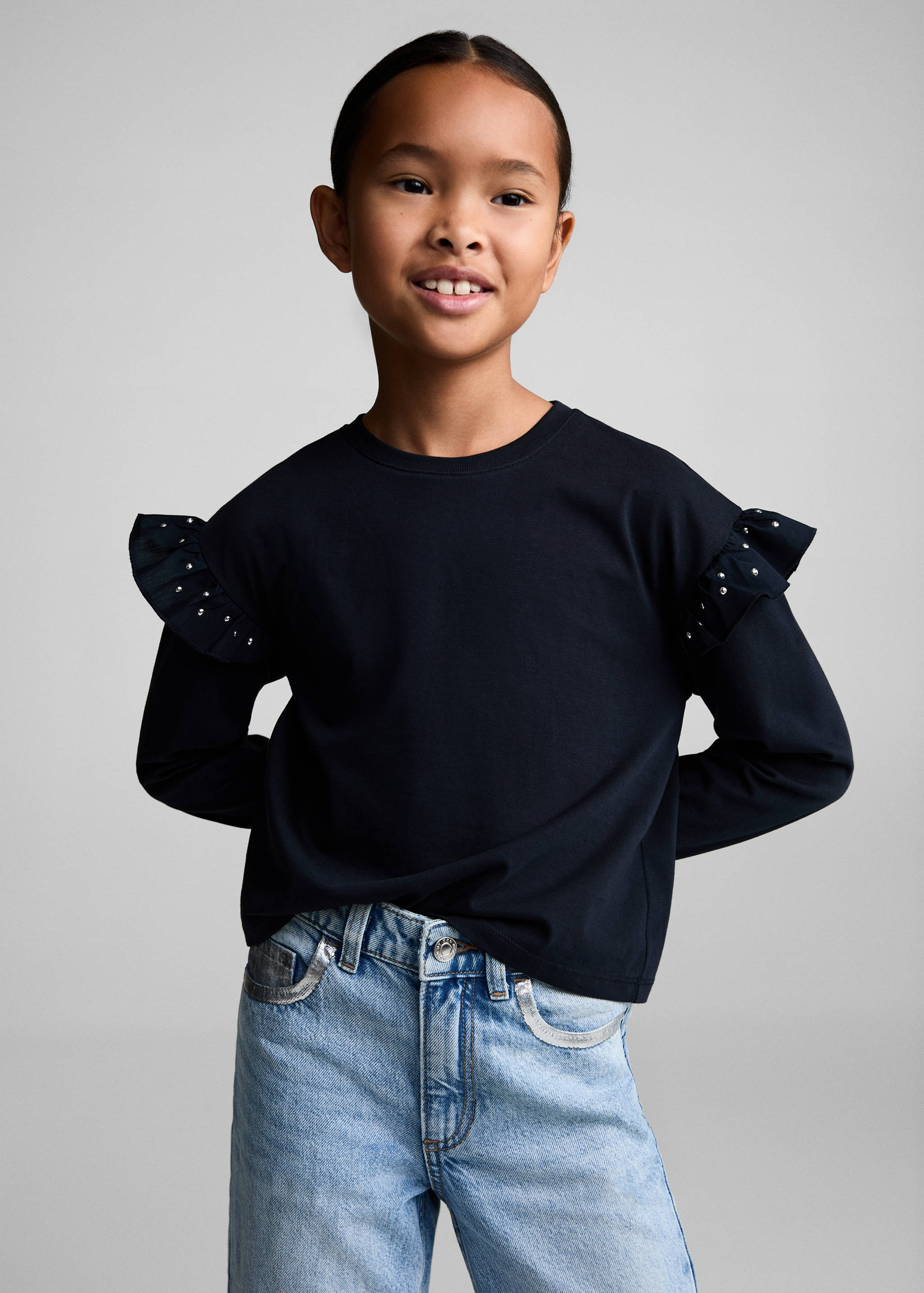 Camiseta volantes tachuelas - Plano medio