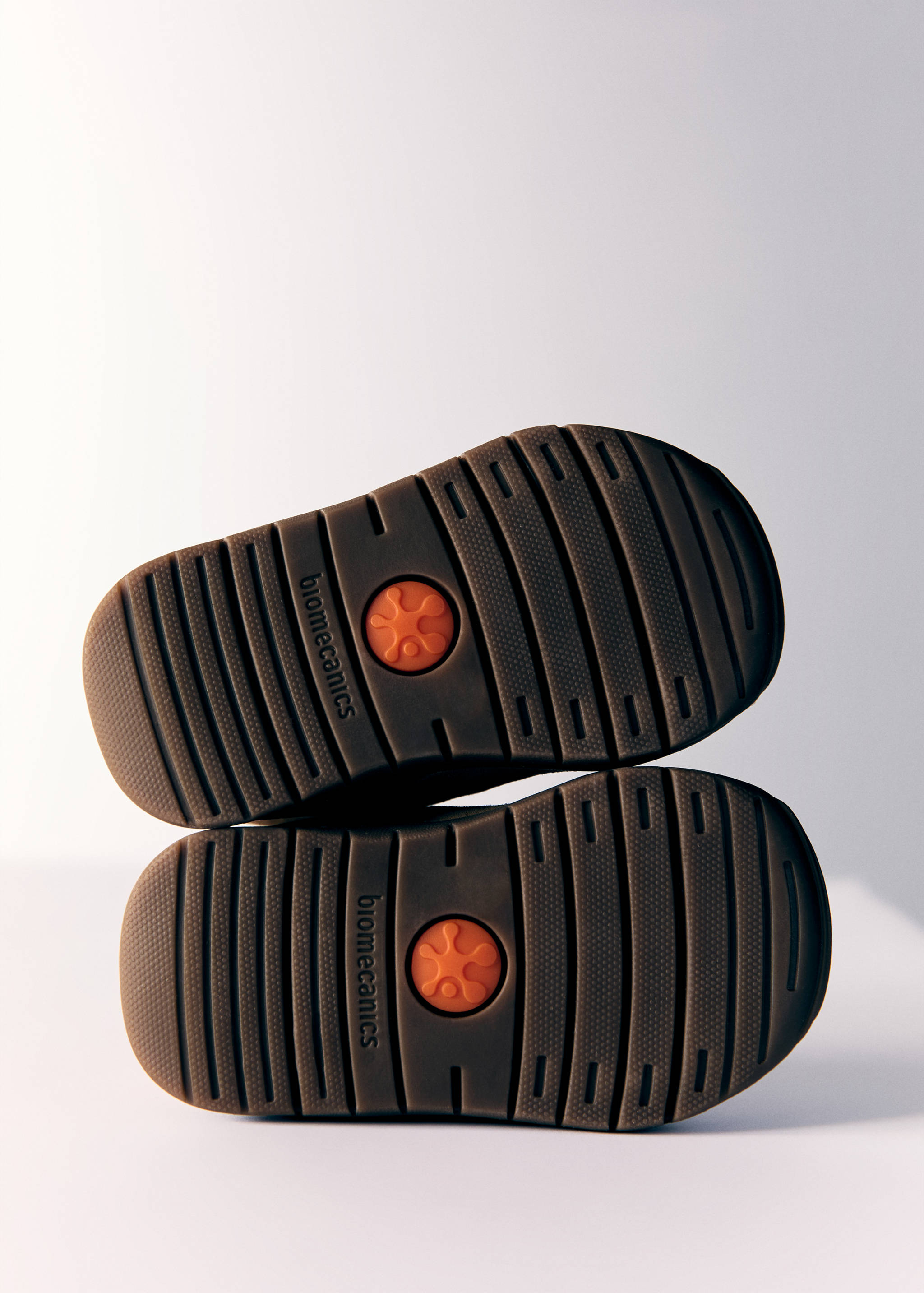 Biomecanics sports skin - Details of the article 2