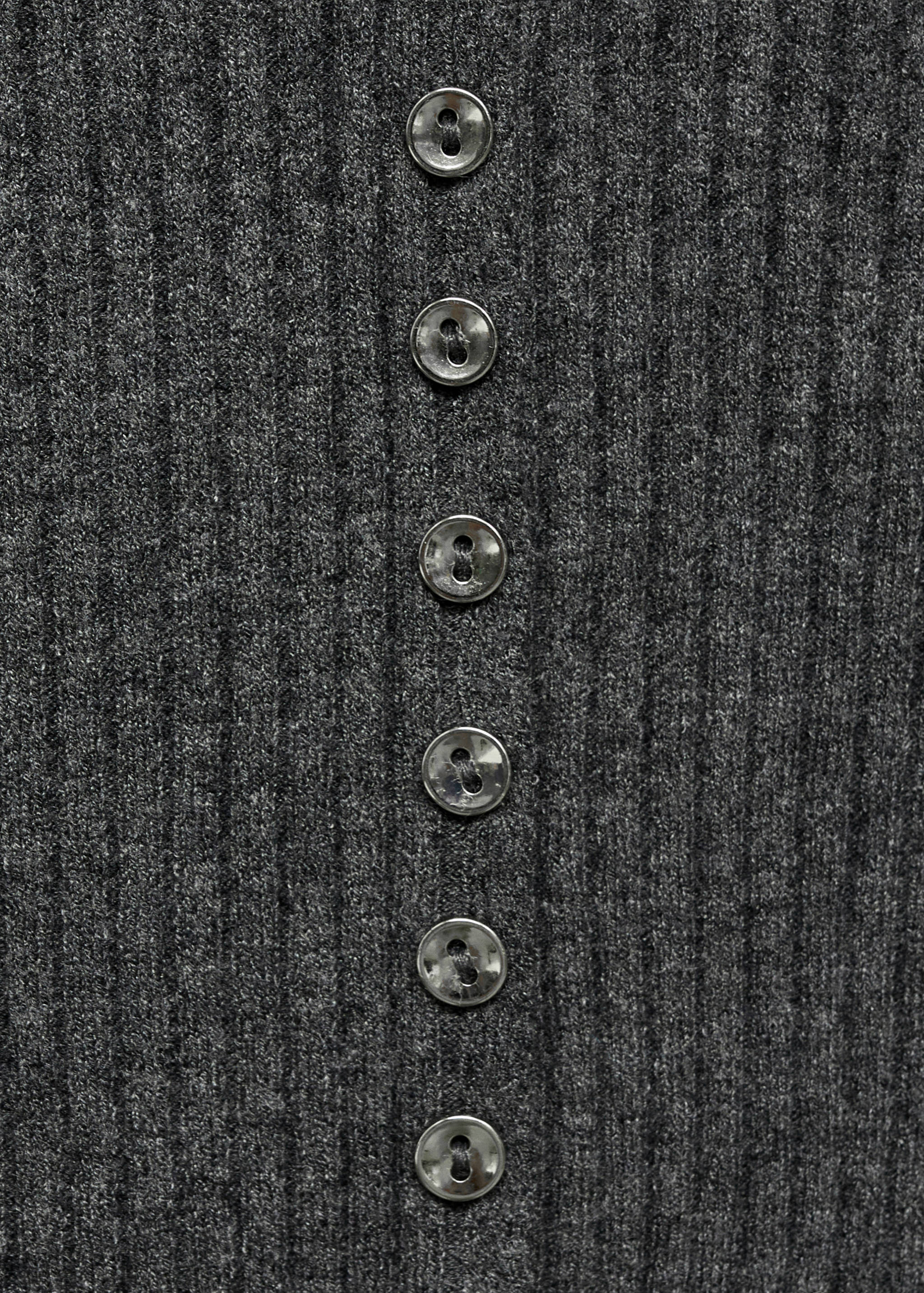 Pull-over avec boutons décoratifs - Détail de l'article 0