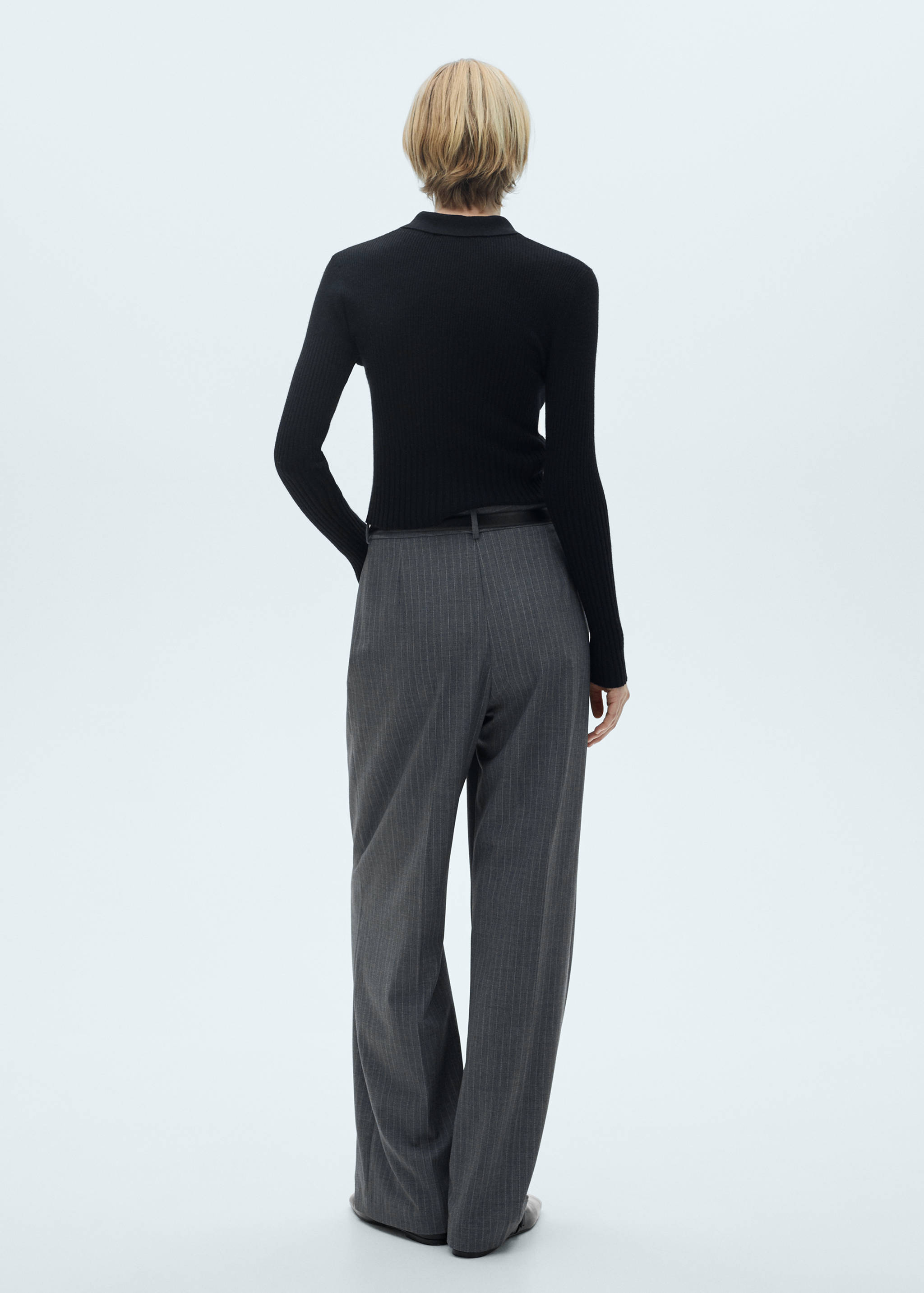 Pull-over avec boutons décoratifs - Verso de l’article