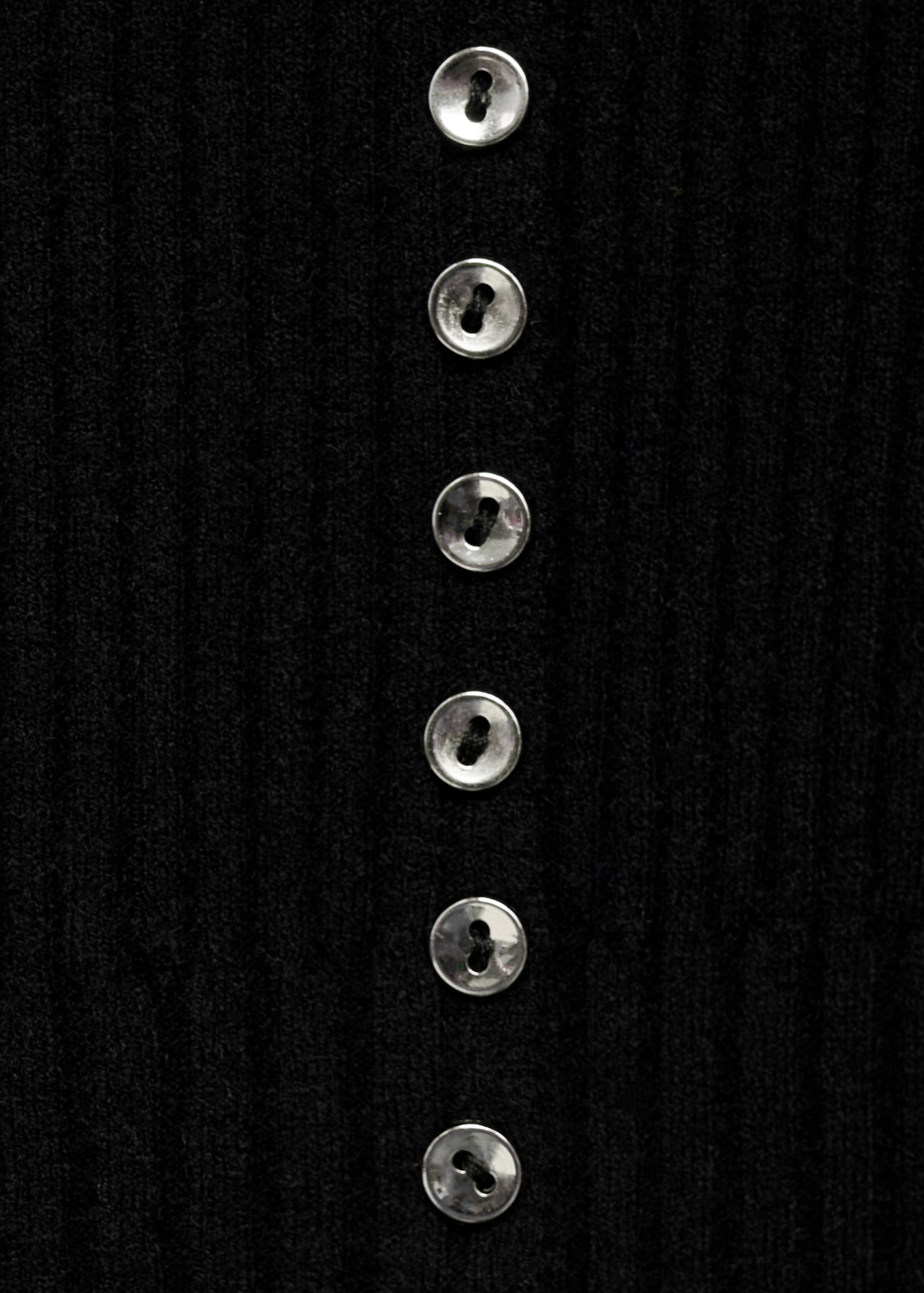 Pull-over avec boutons décoratifs - Détail de l'article 0