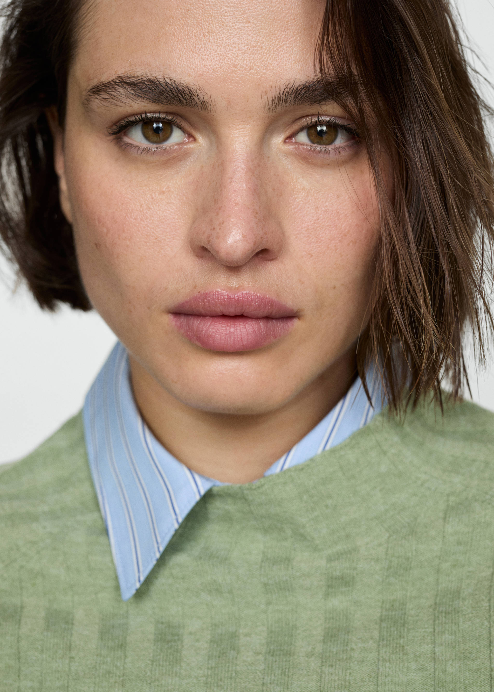 Ribbed sweater with perkins neck - Details of the article 4