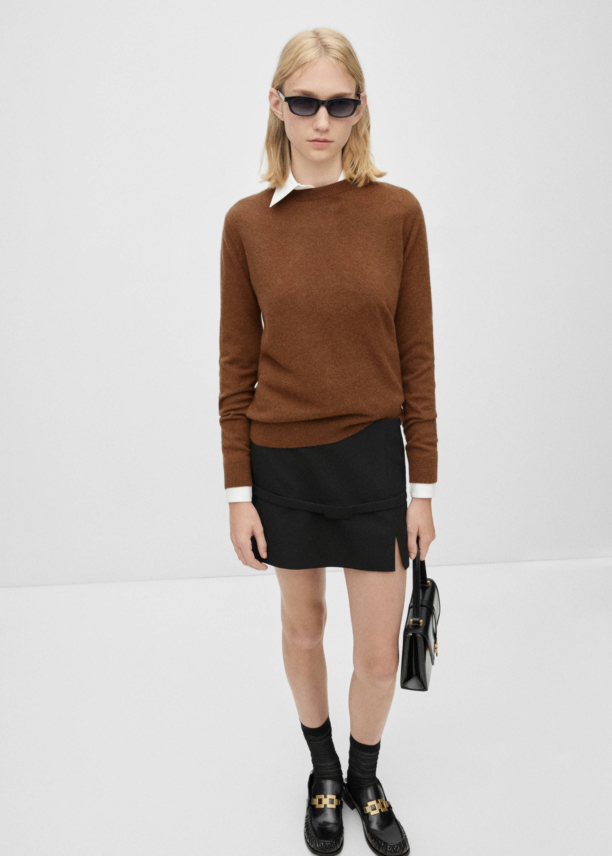 100% cashmere sweater - General plane