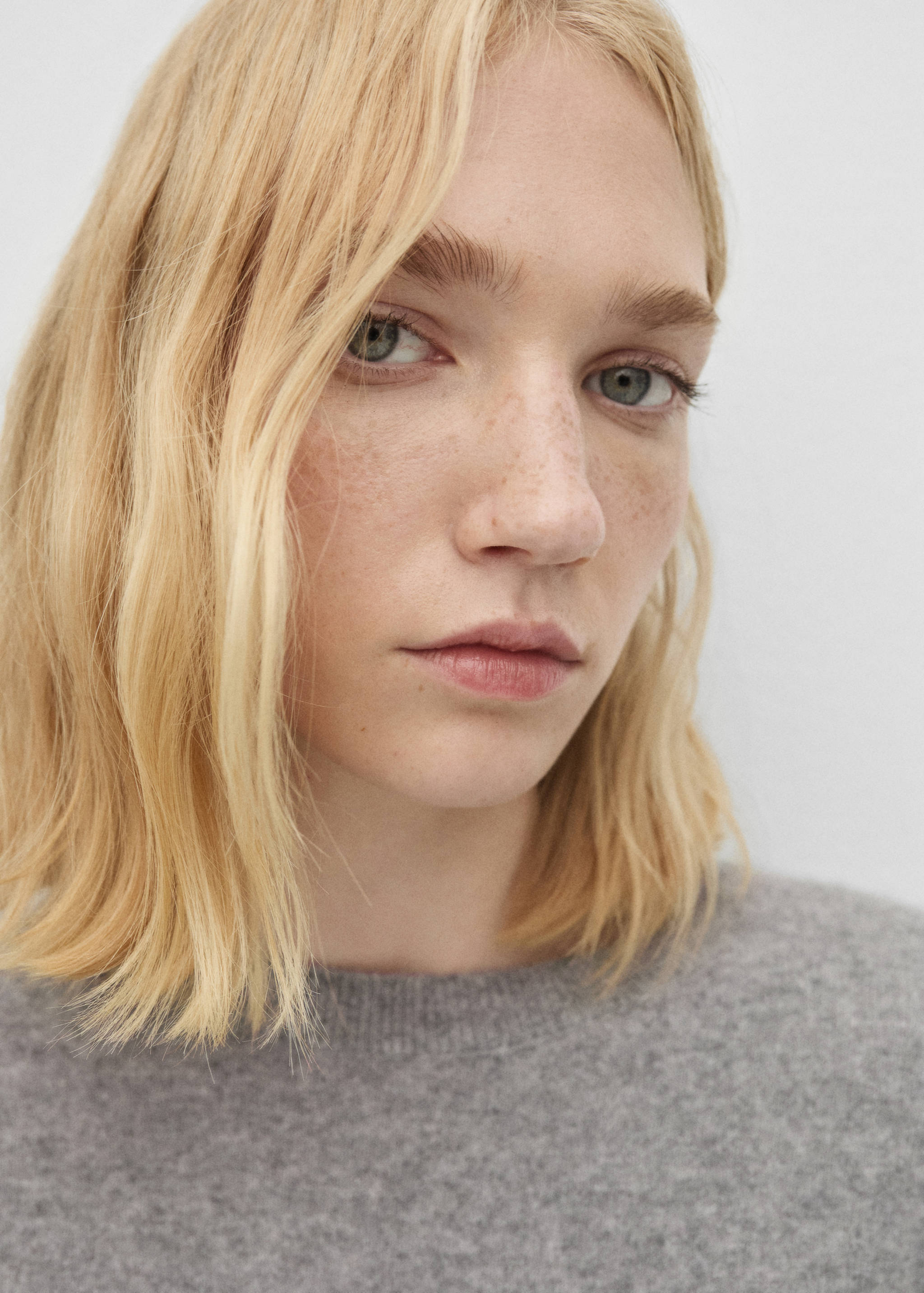 100% cashmere sweater - Details of the article 1