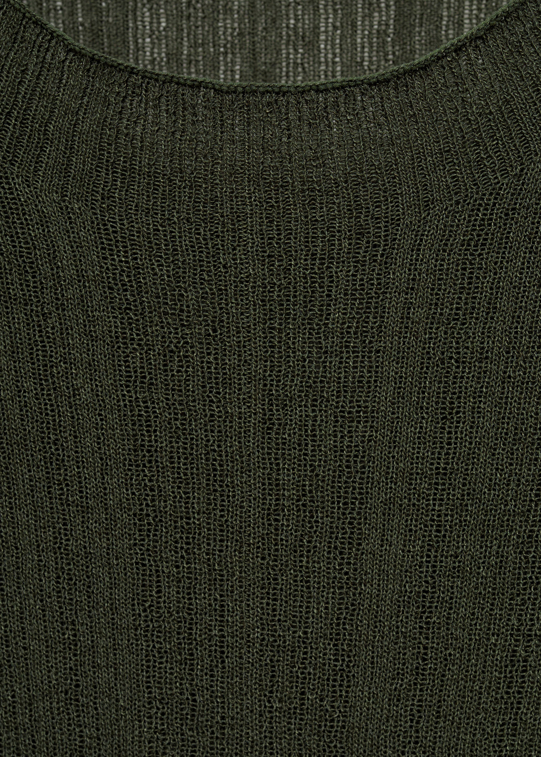 Halvgjennomsiktig t-skjorte med knappedetaljer - Artikkeldetalj 0