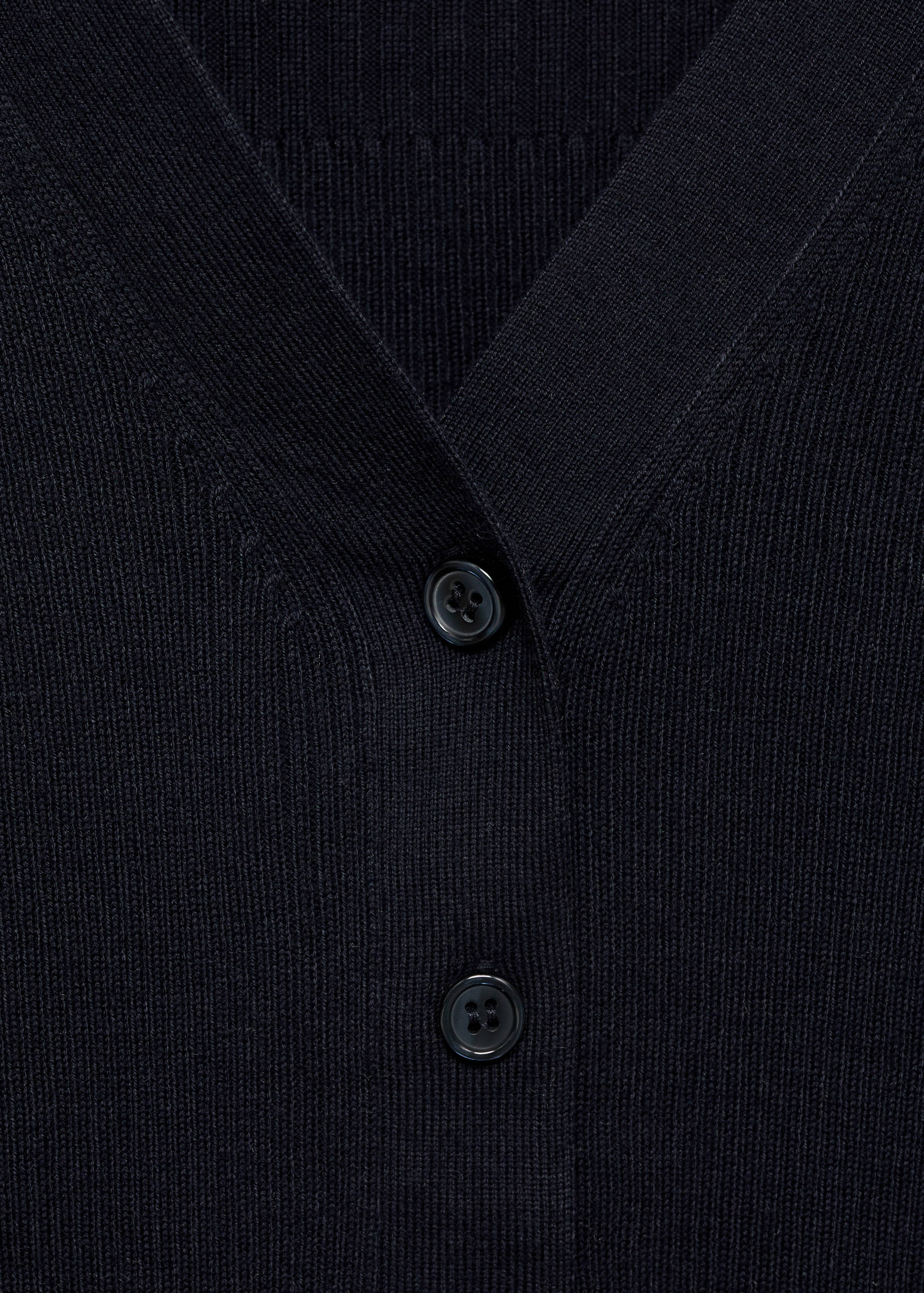 Ribbed sweater with buttons - Details of the article 8