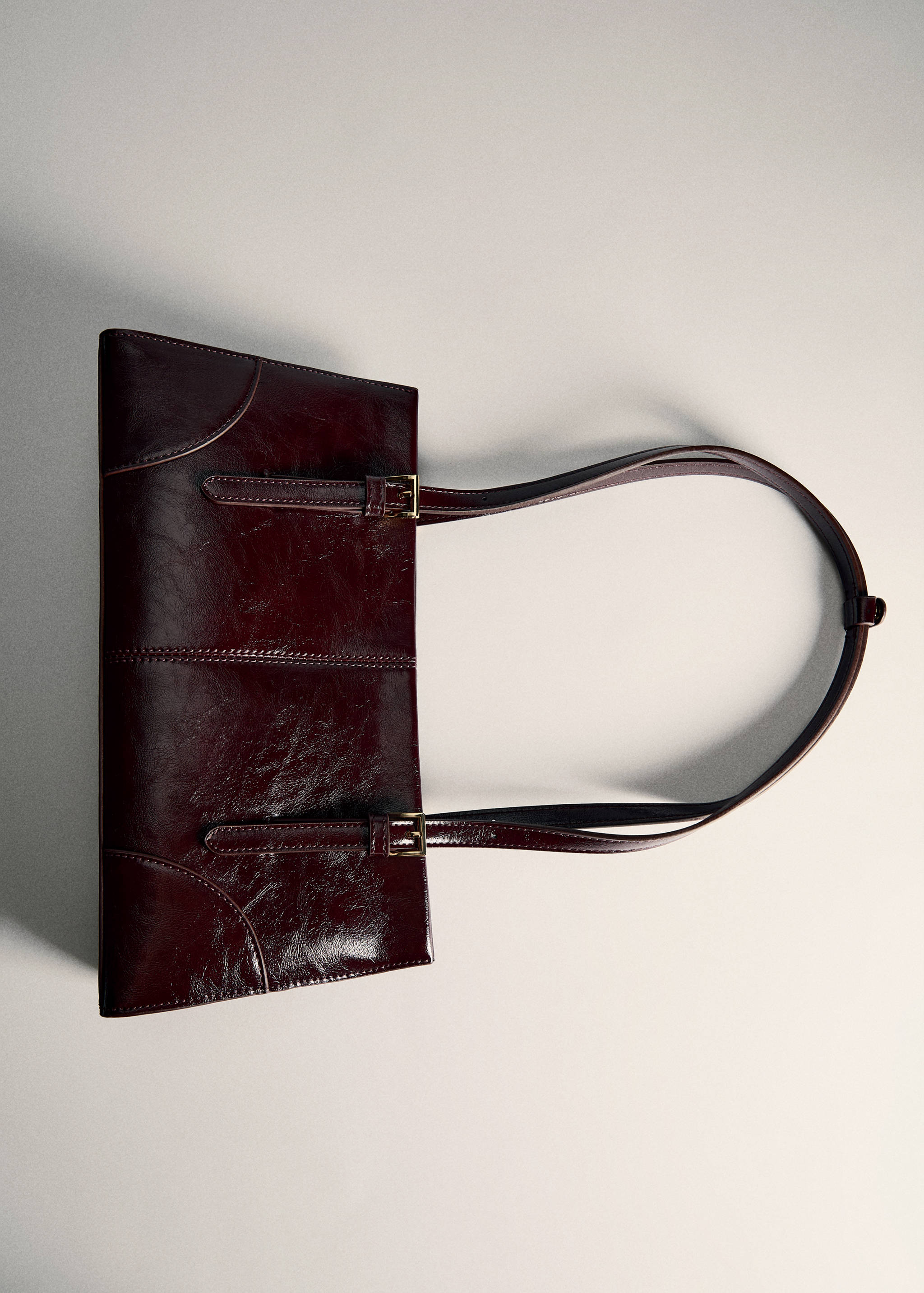 Shoulder bag with buckles - Details of the article 5