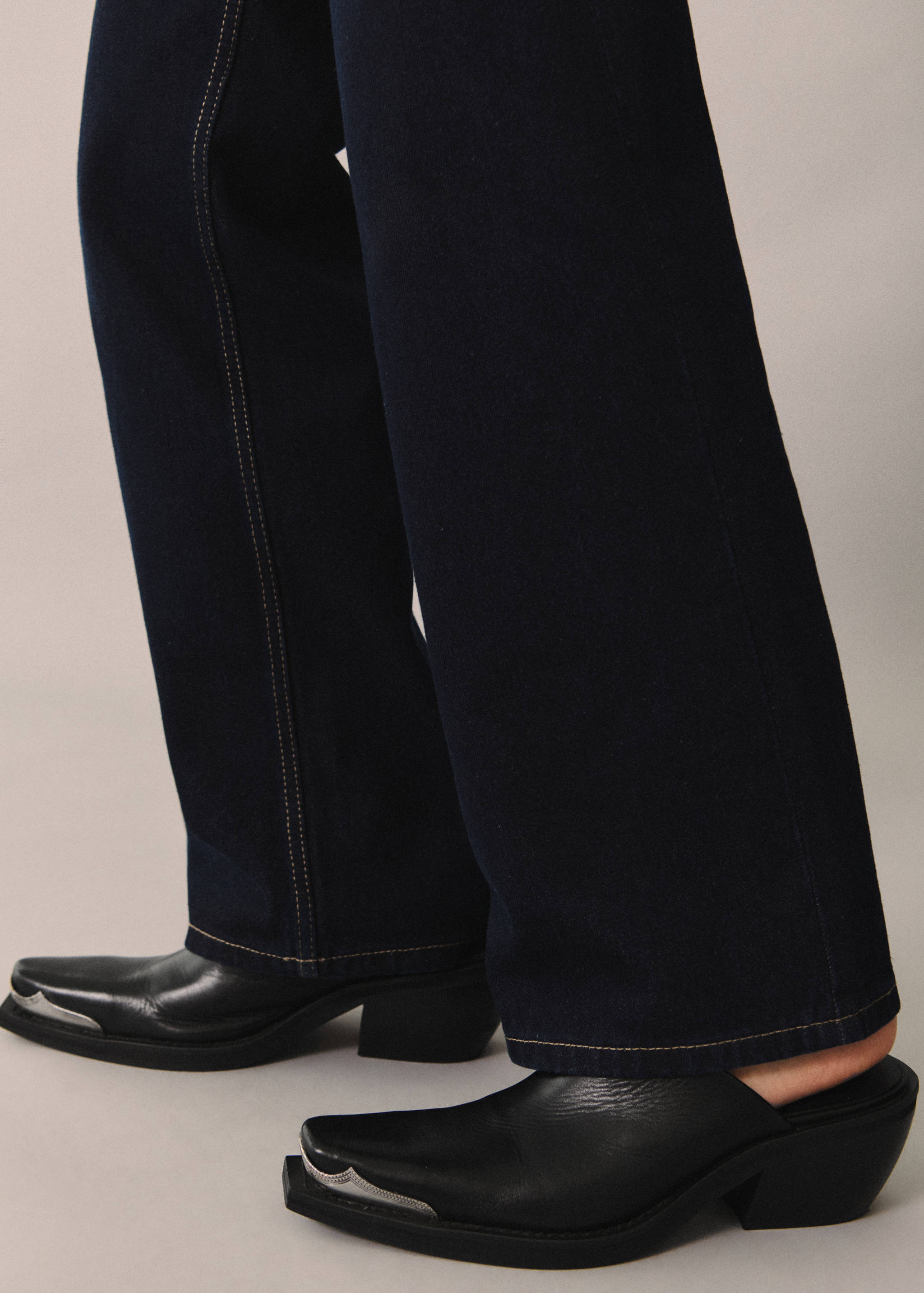 Leather shoes with metallic toe - Details of the article 9