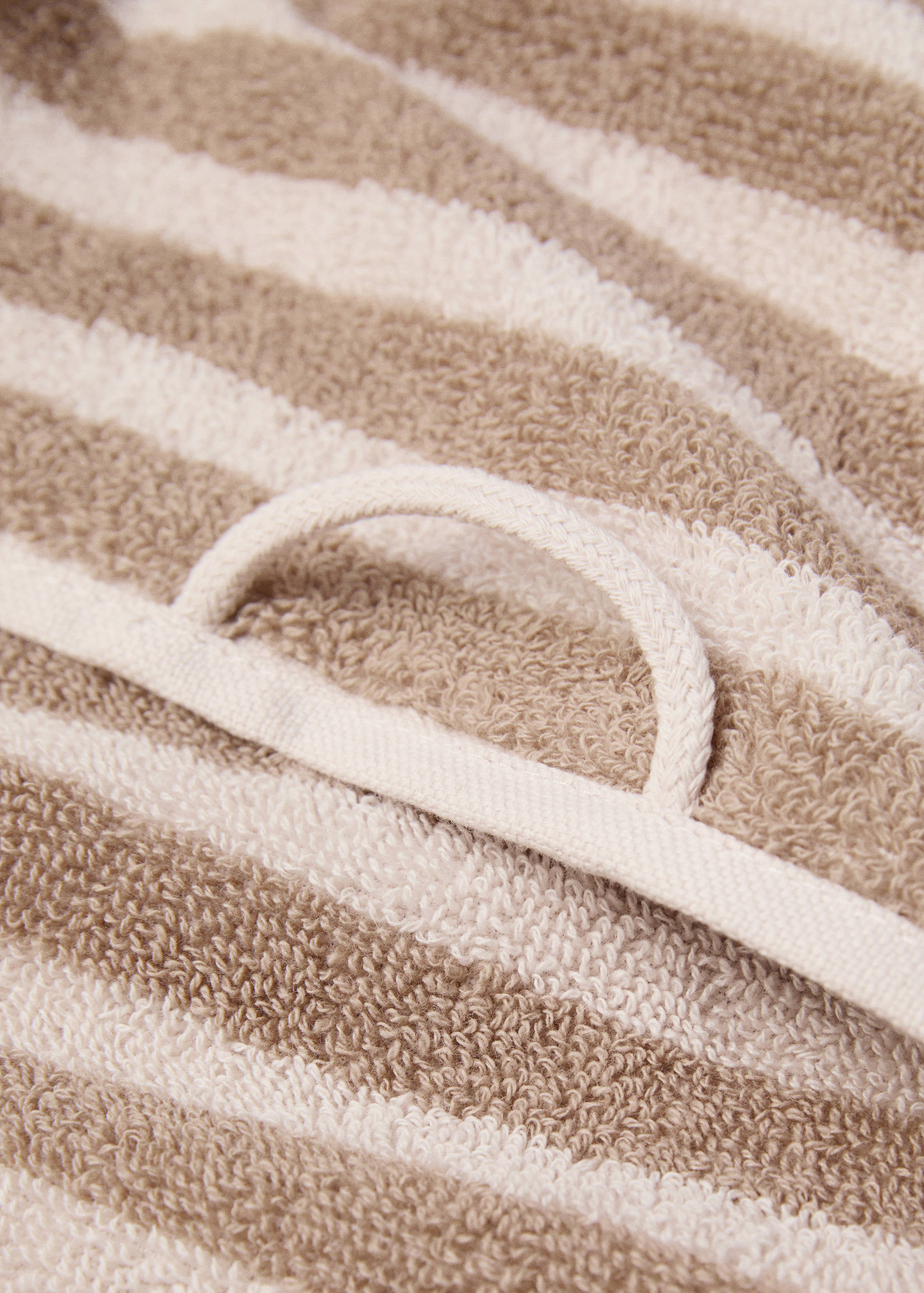100% cotton bath towel with striped design 90x150cm - Details of the article 1