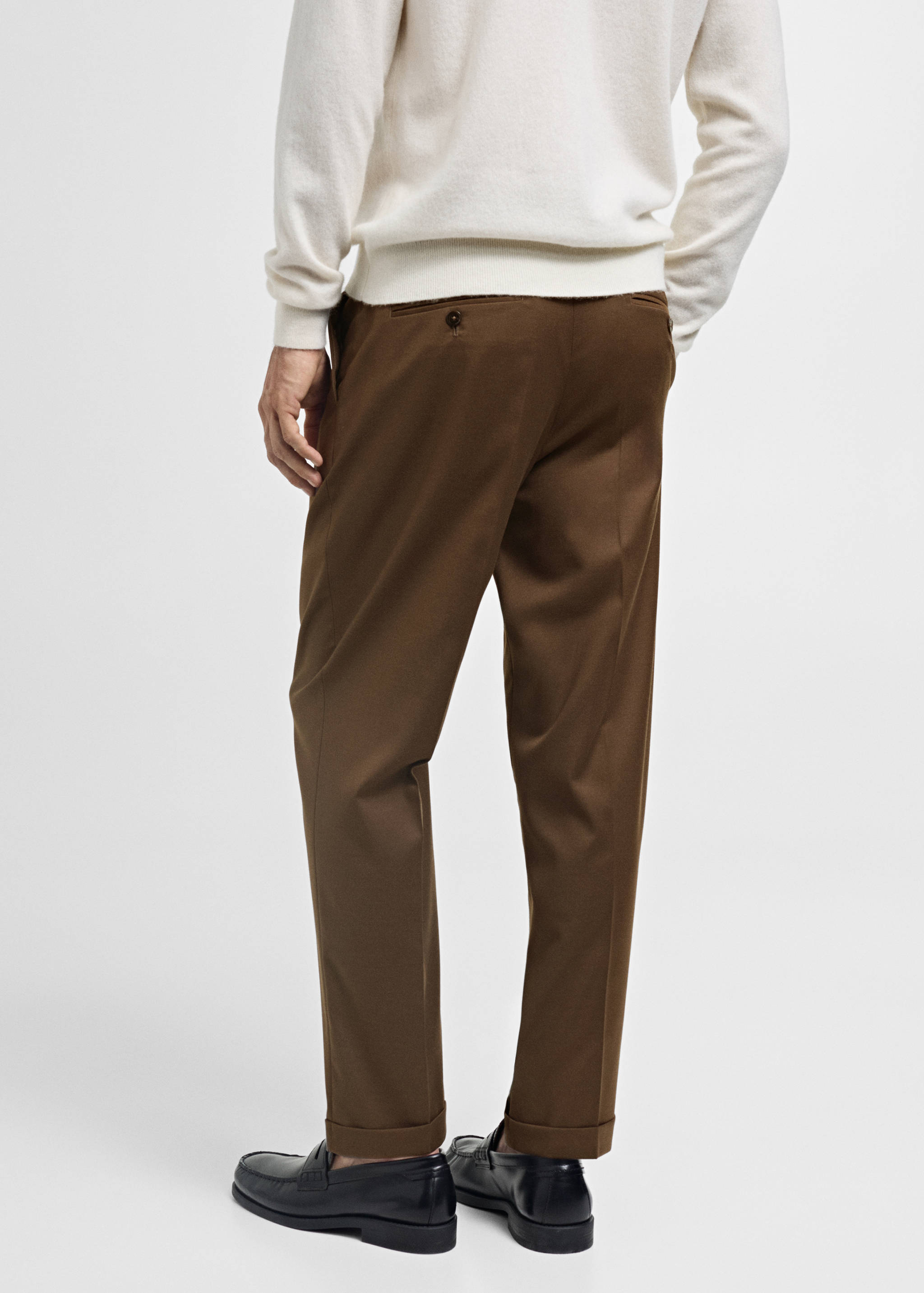 Slim-fit suit pants - Reverse of the article