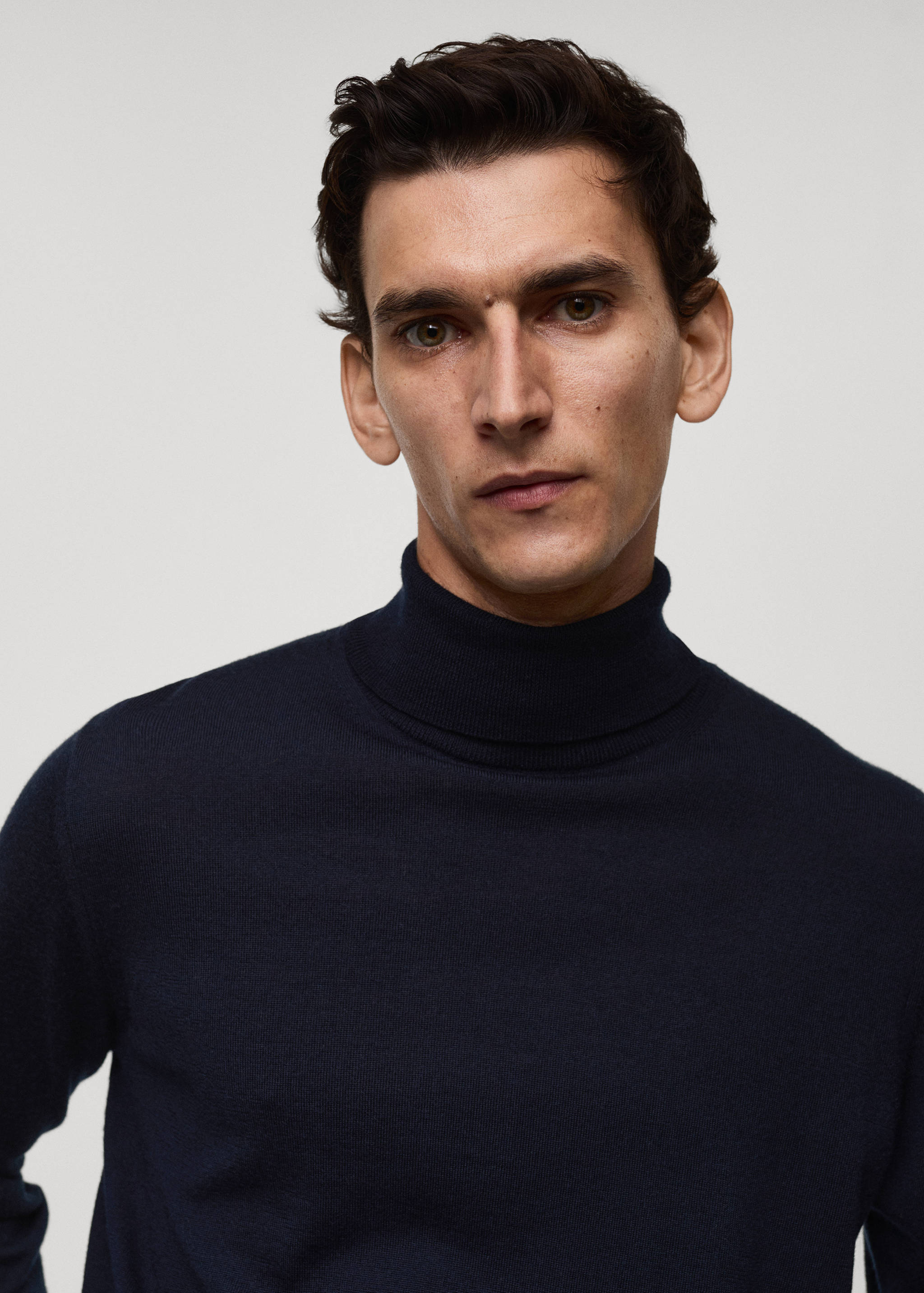 Jersey 100% lana merino cuello alto - Detalle del artículo 1