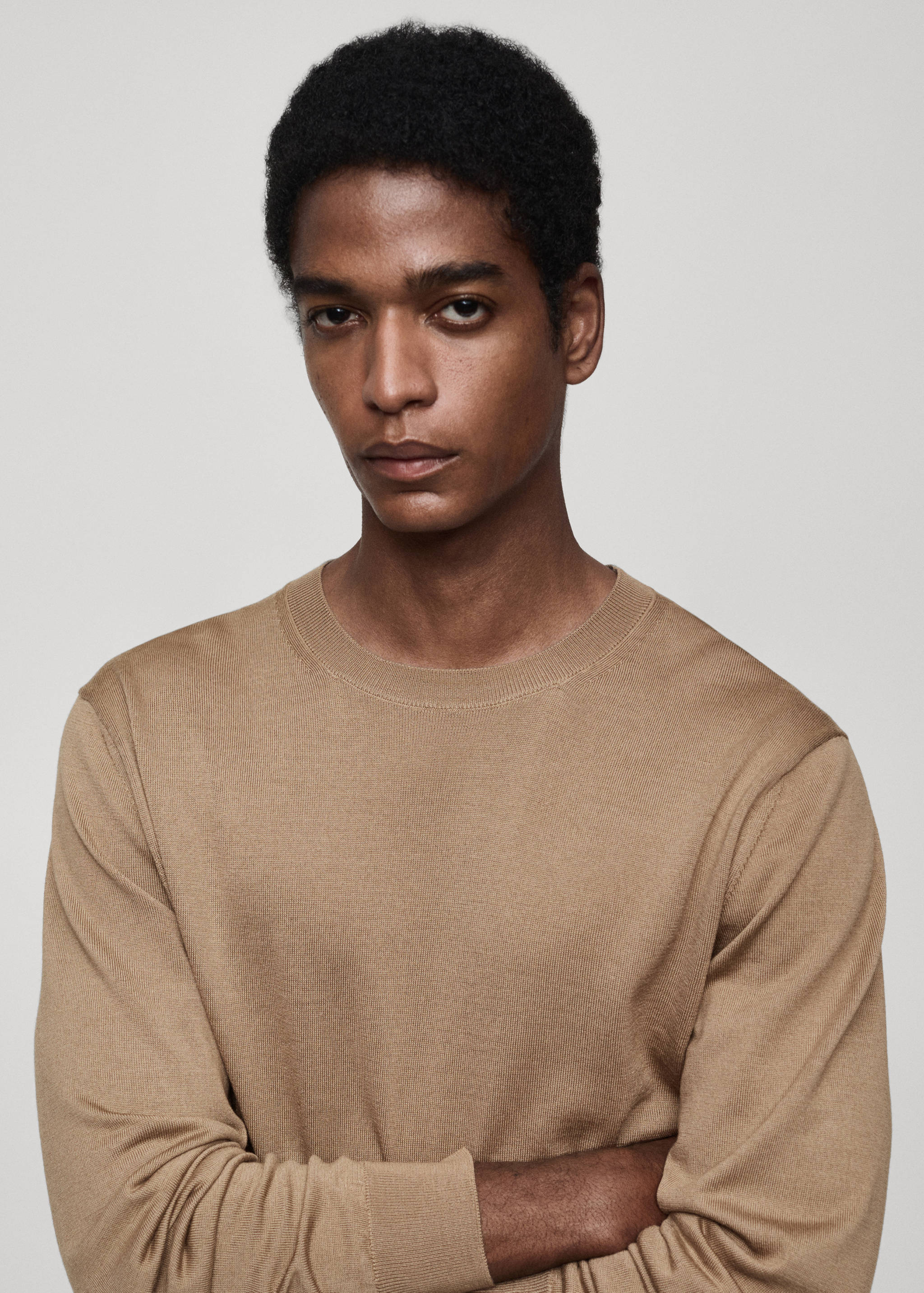 100% wool medium-knit sweater - Details of the article 1