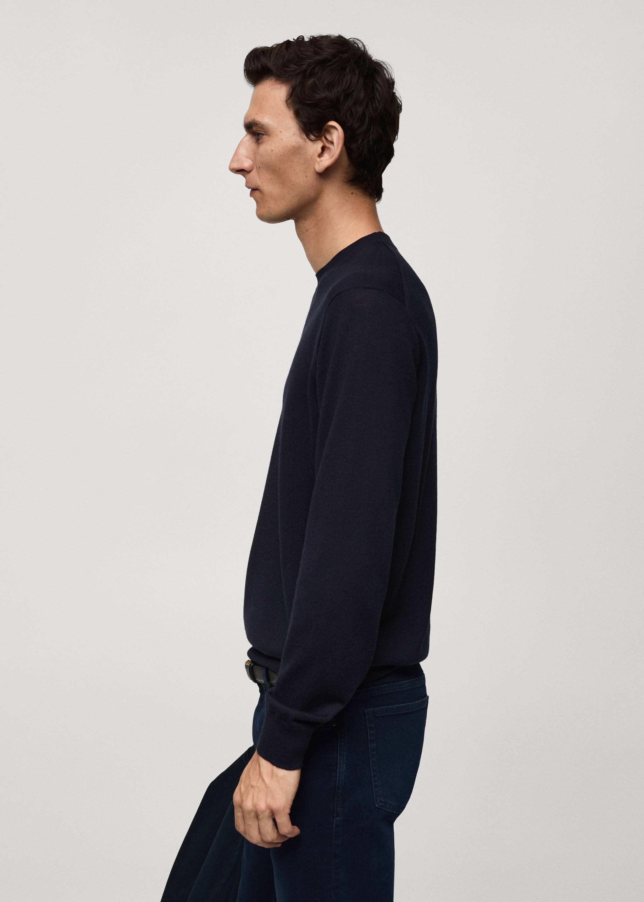 100% wool medium-knit sweater - Details of the article 6