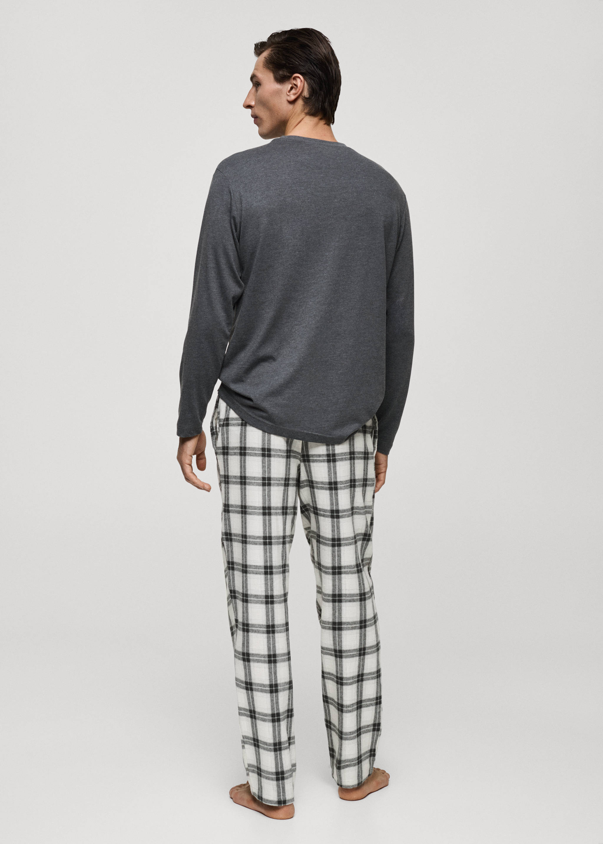 100% cotton check pyjama set - Reverse of the article