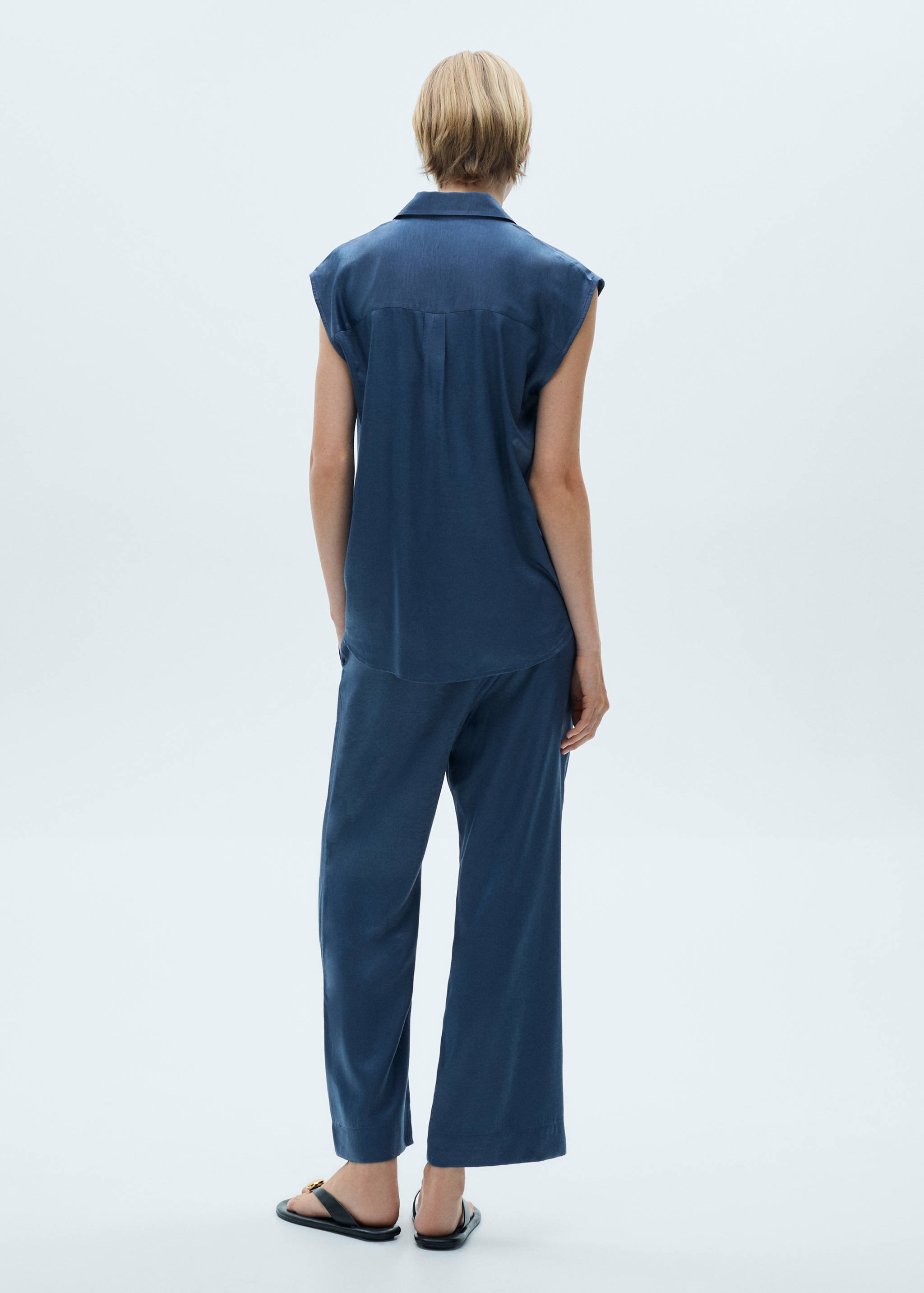 Satin crop trousers - Reverse of the article