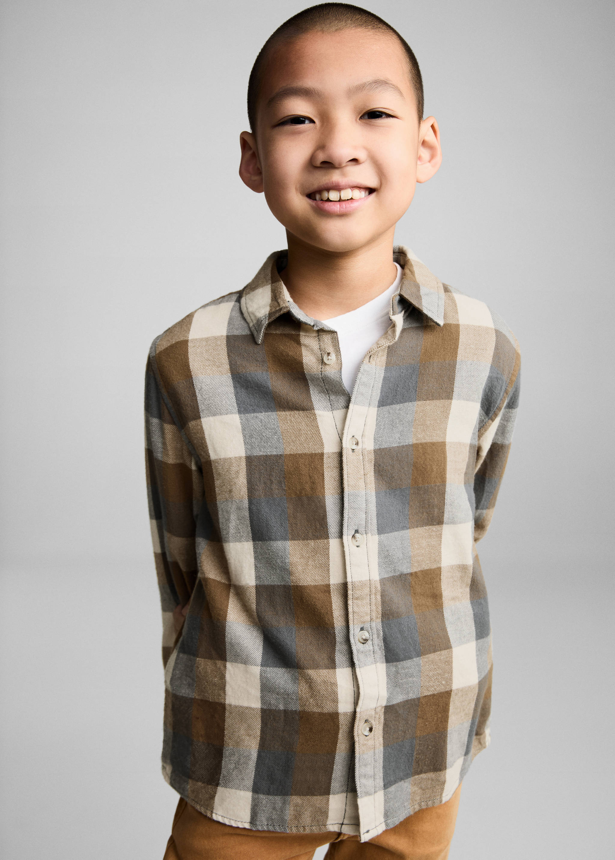 Chemise à carreaux en coton - Plan moyen