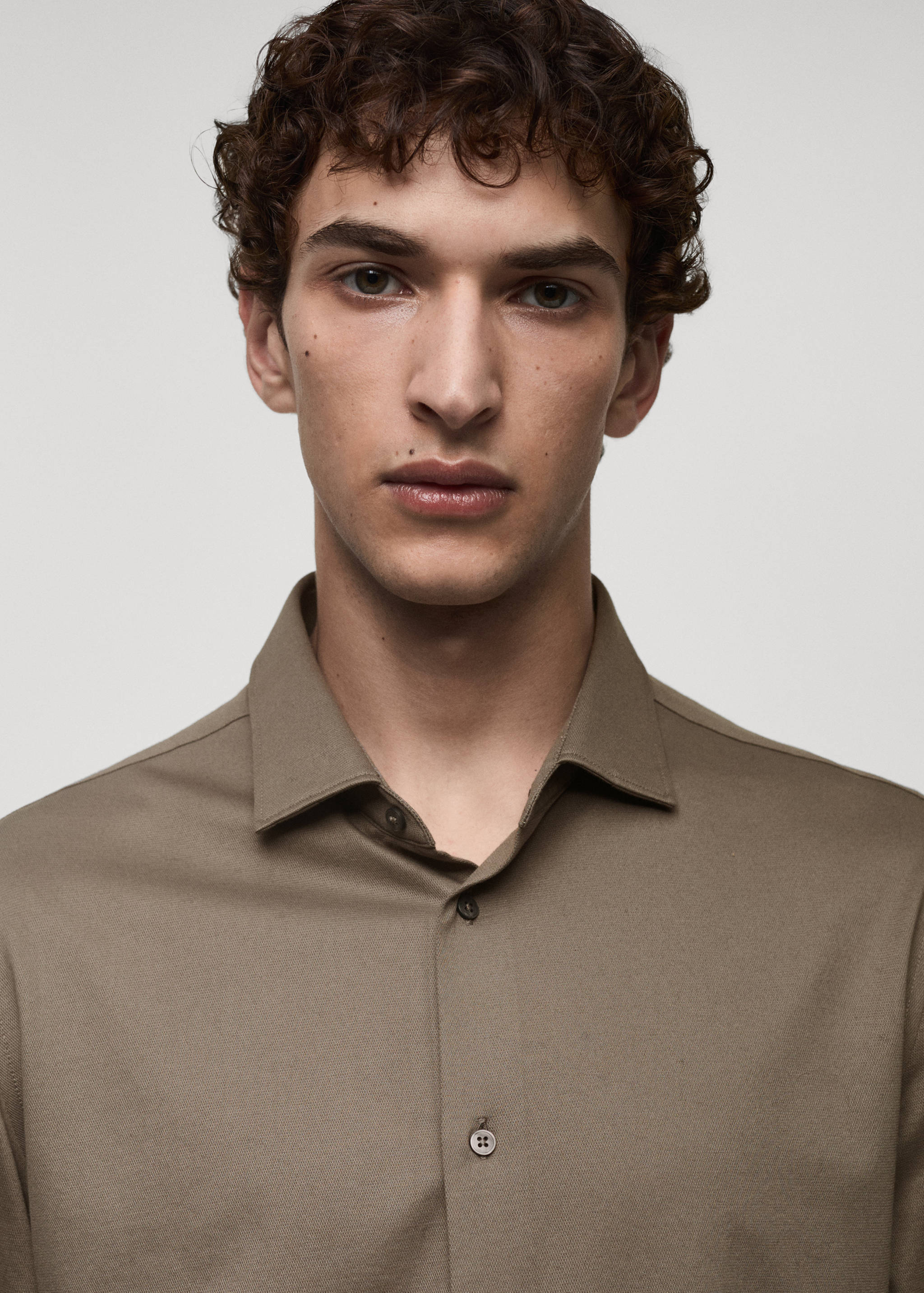 Camisa regular fit antiarrugas - Detalle del artículo 1