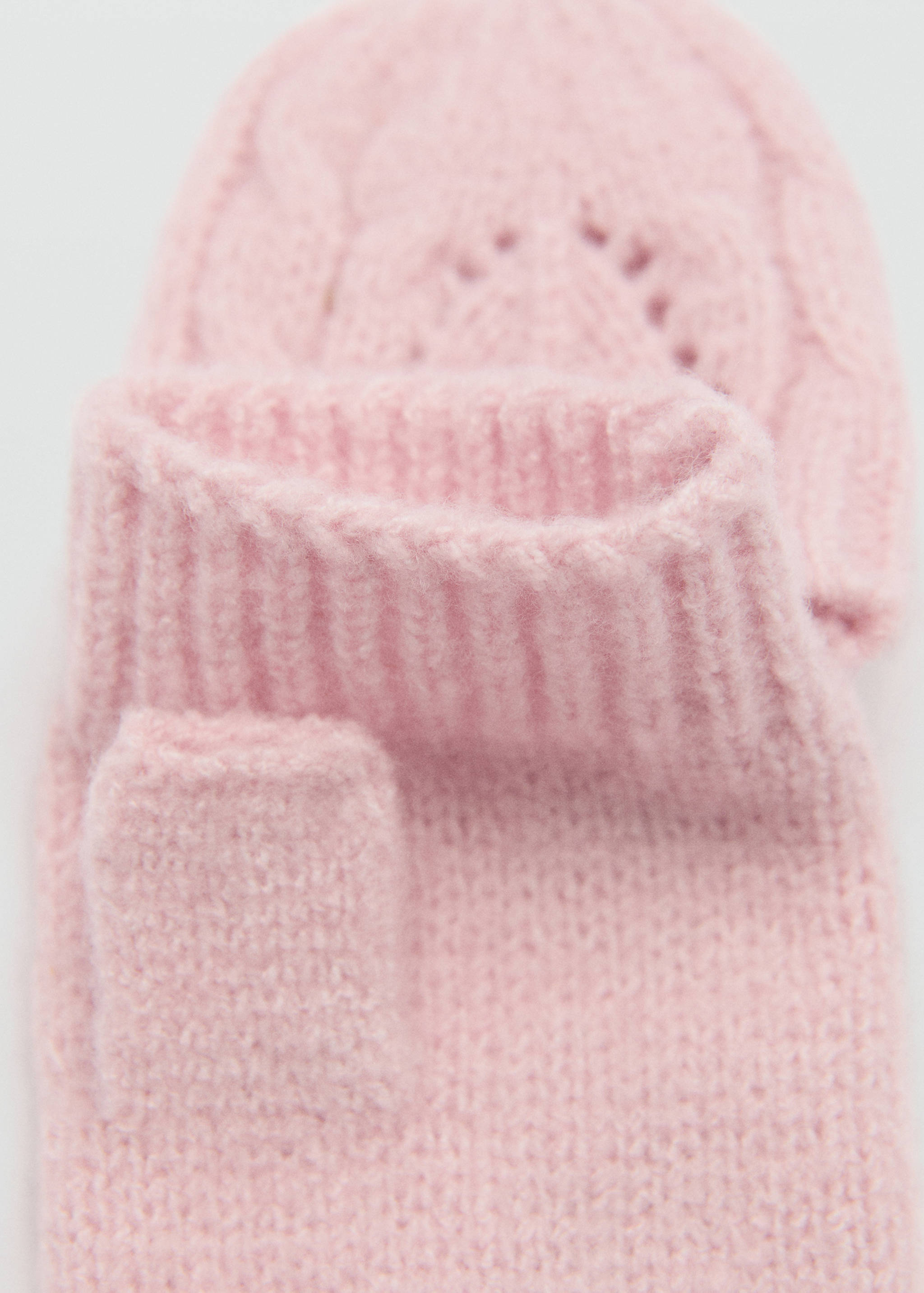 Knit gloves - Details of the article 1