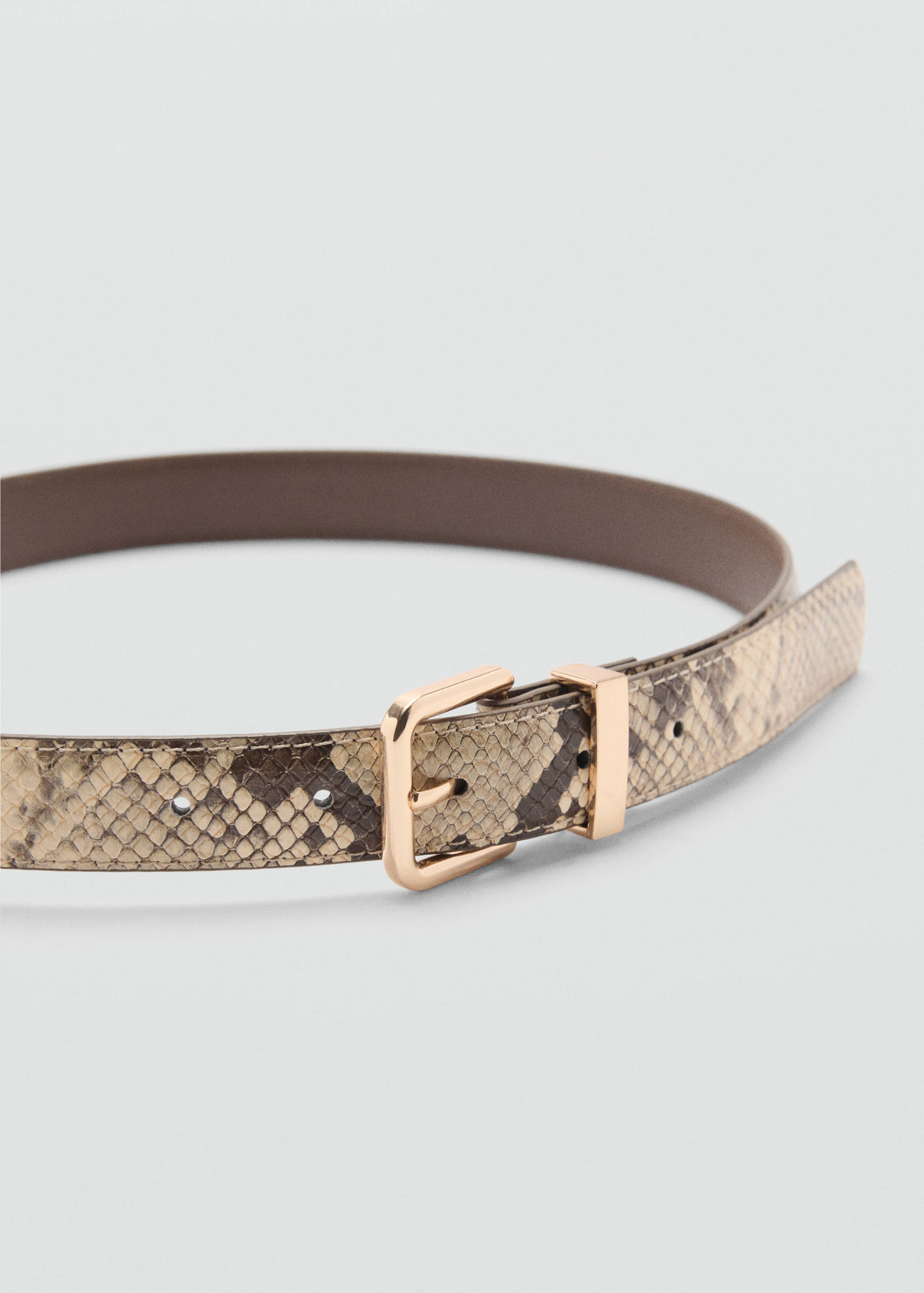 Ceinture effet serpent - Plan moyen