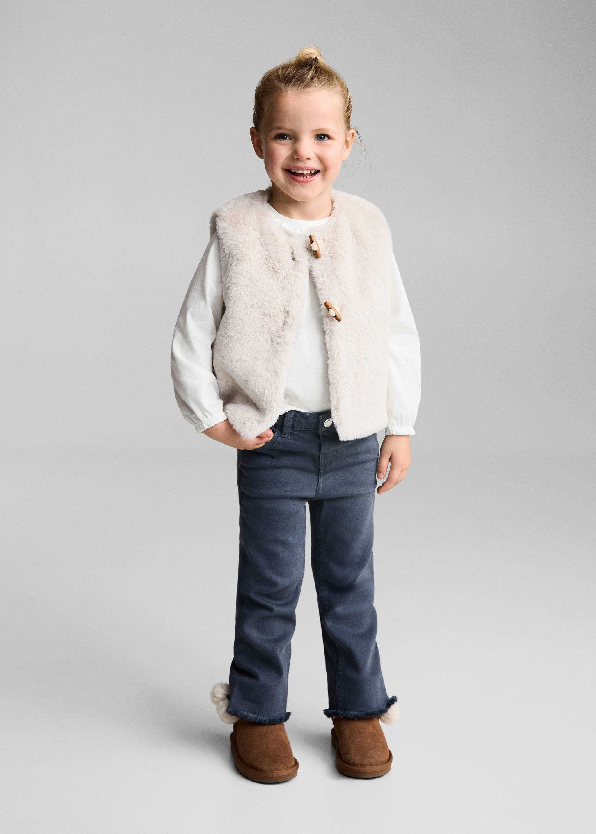 Ruffled collar t-shirt - General plane