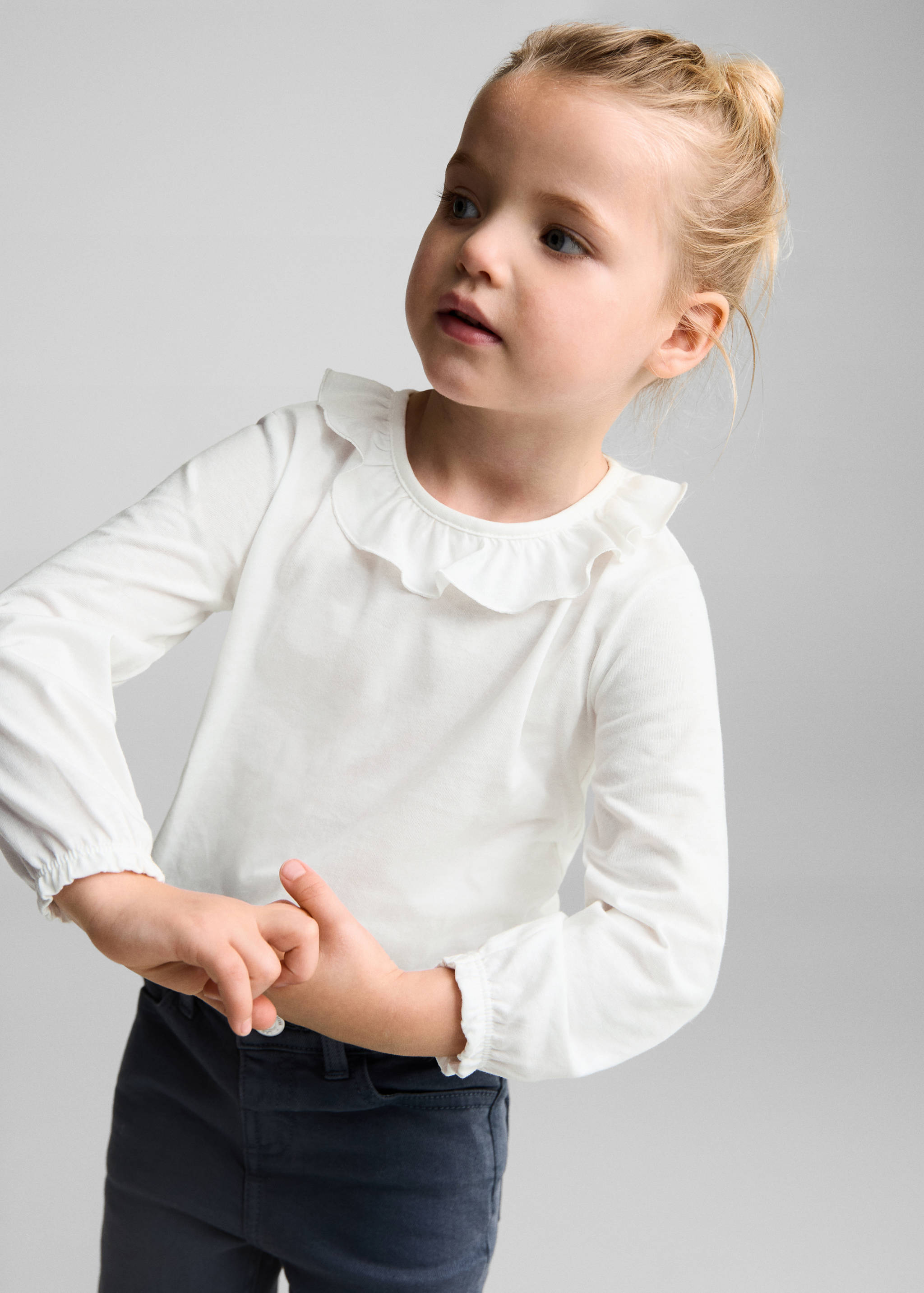 Ruffled collar t-shirt - Medium plane