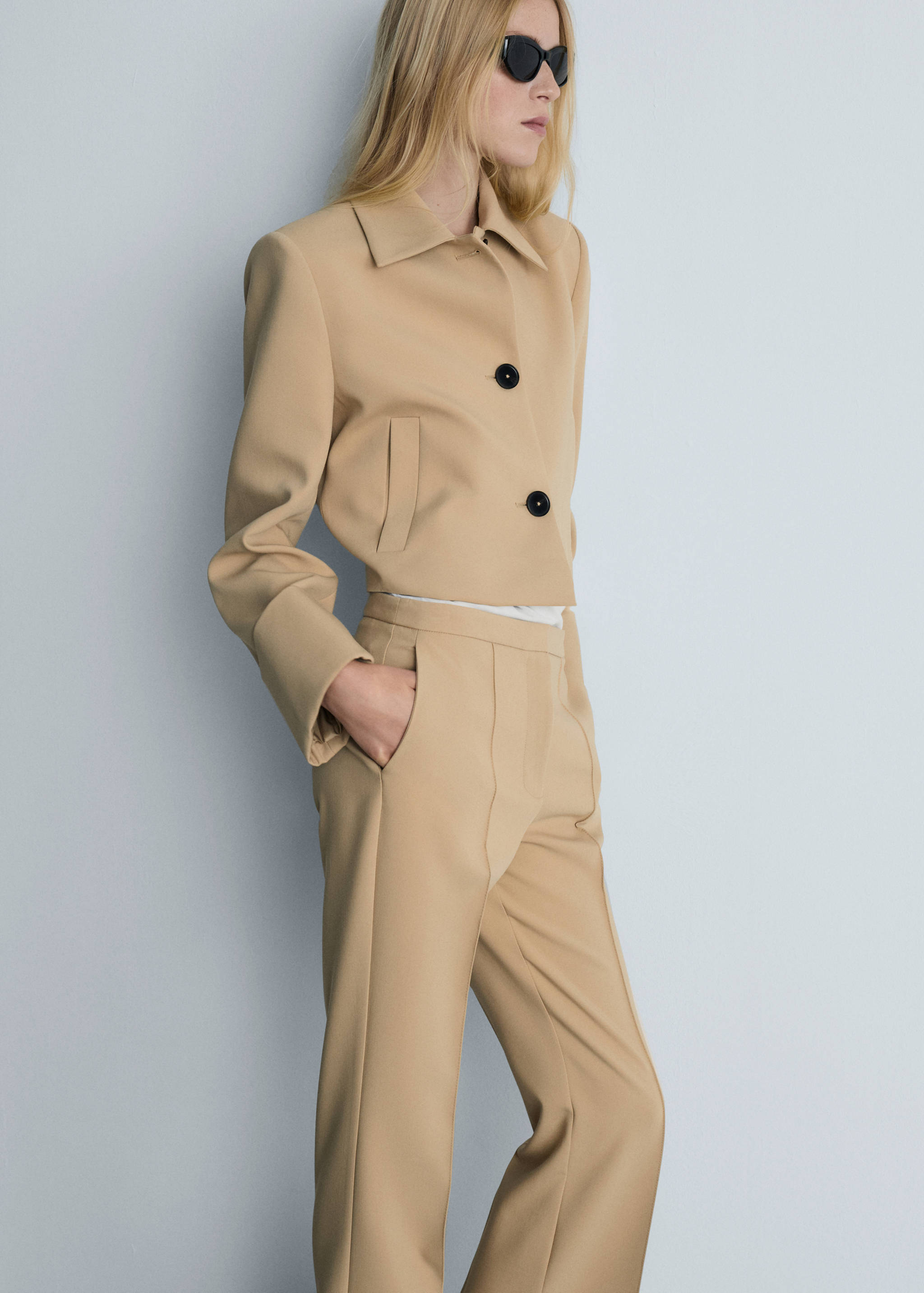 Flared suit trousers - Details of the article 1