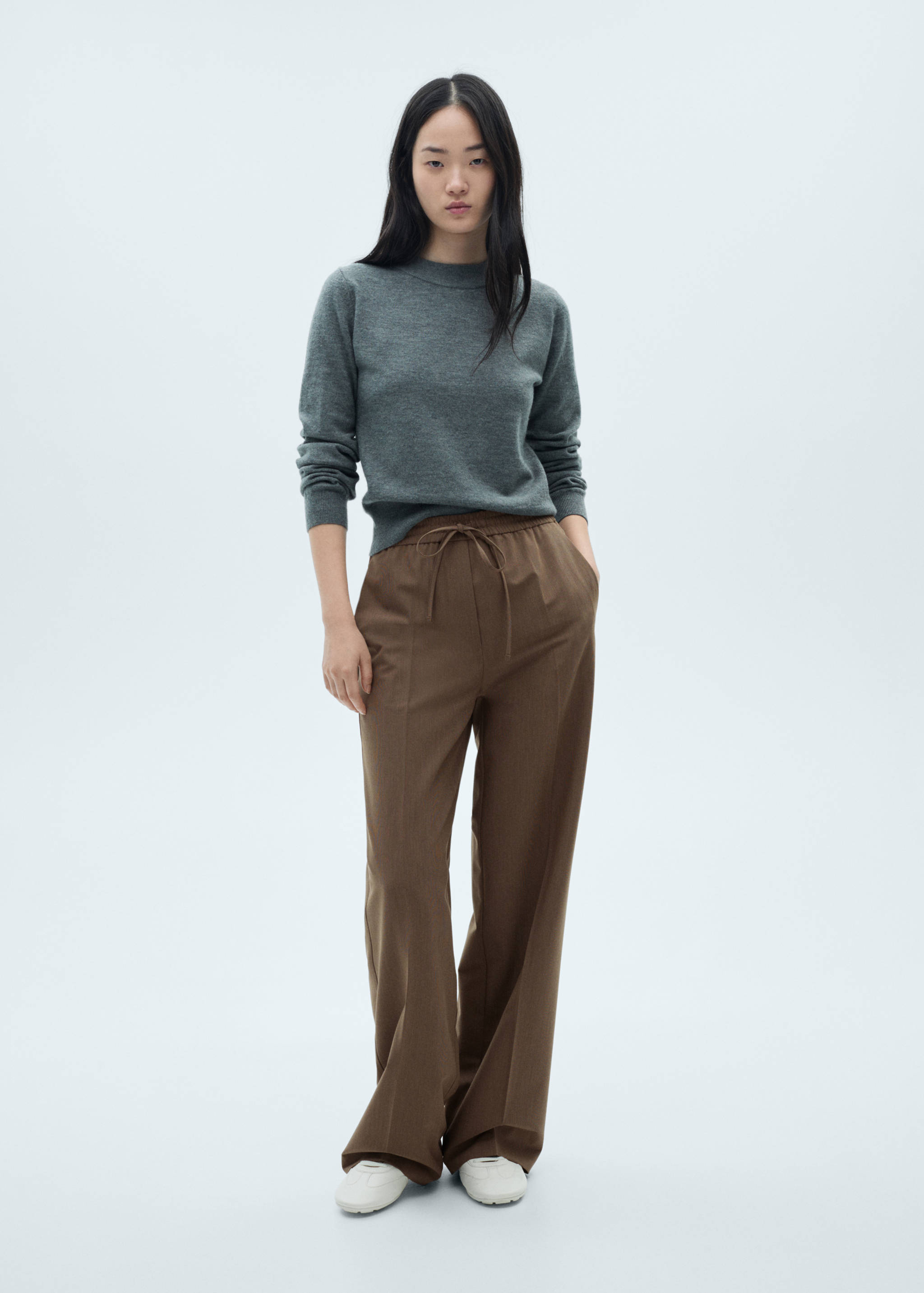 Straight-fit pants with elastic waist - Details of the article 2