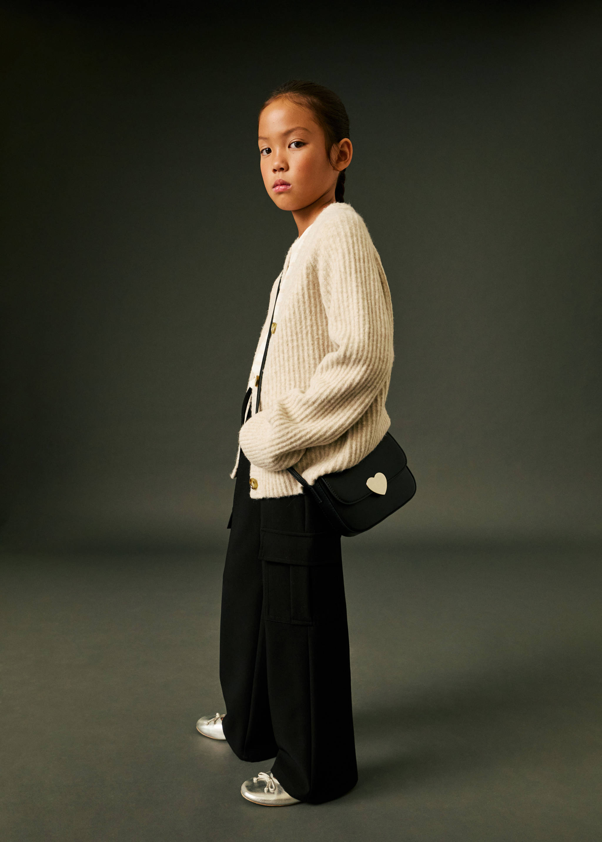 Flowy cargo trousers - Details of the article 5