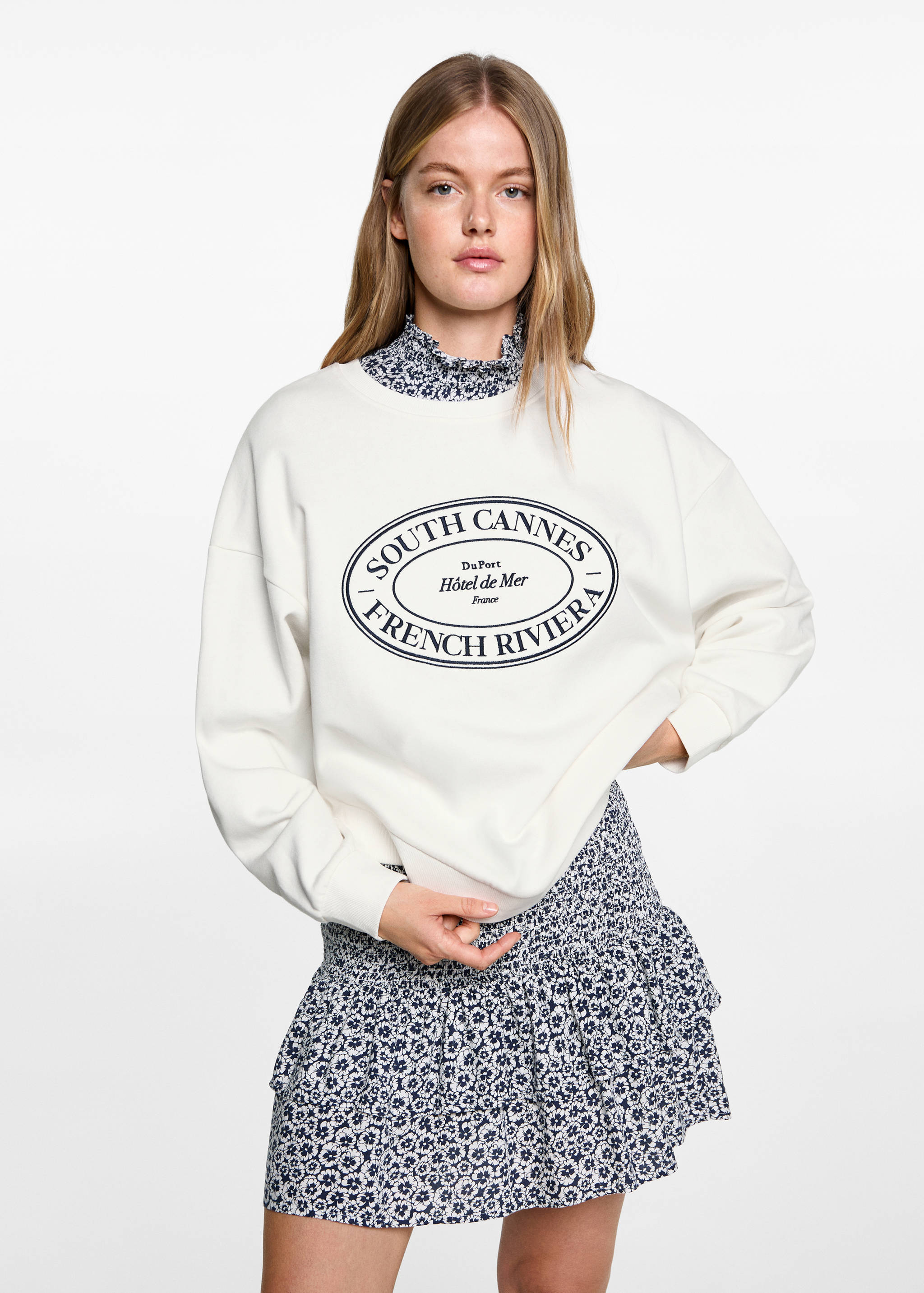 Sweat-shirt coton détails brodés - Plan moyen