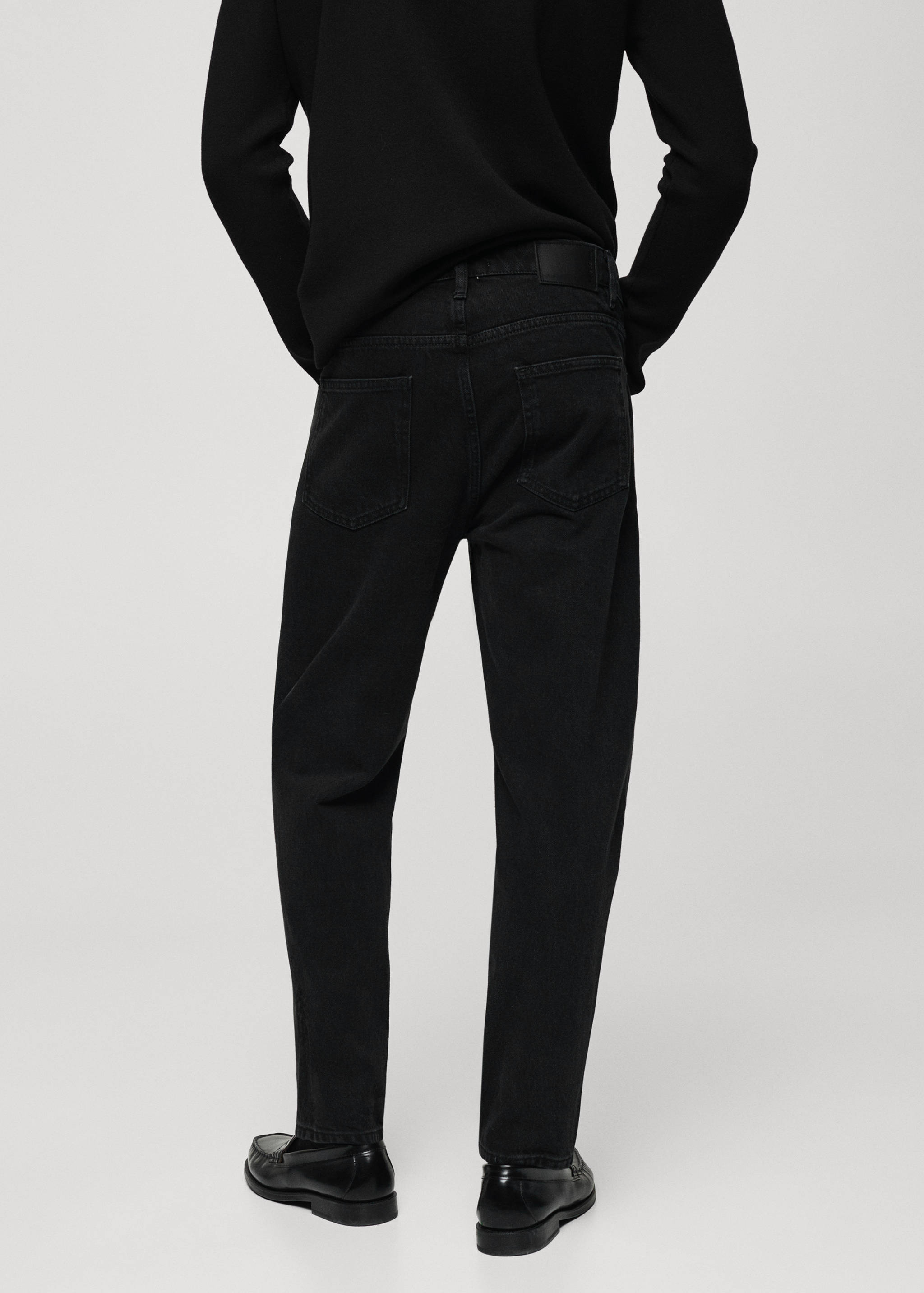 Jeans tapered-fit negros - Reverso del artículo