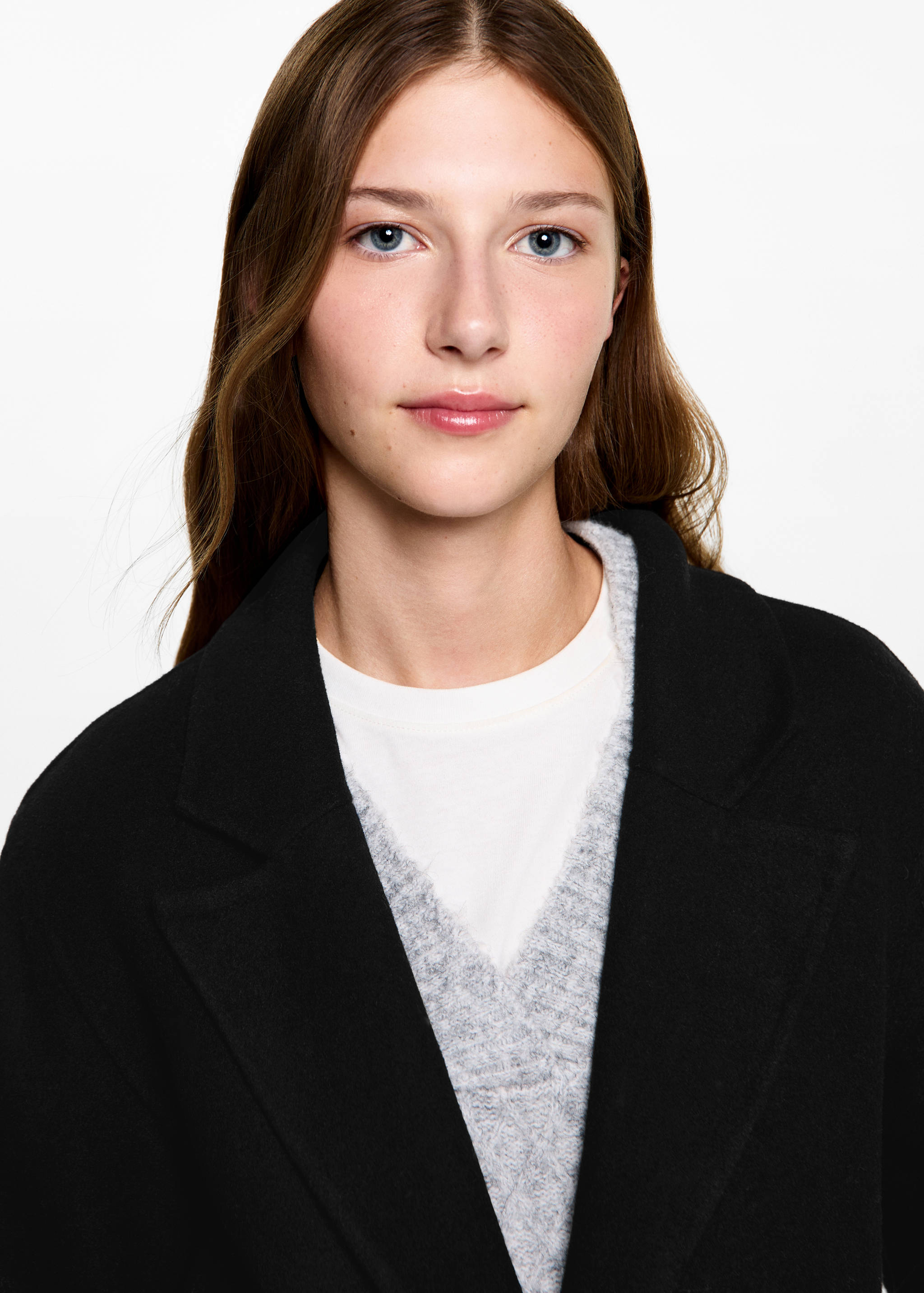 Long cloth coat - Details of the article 1