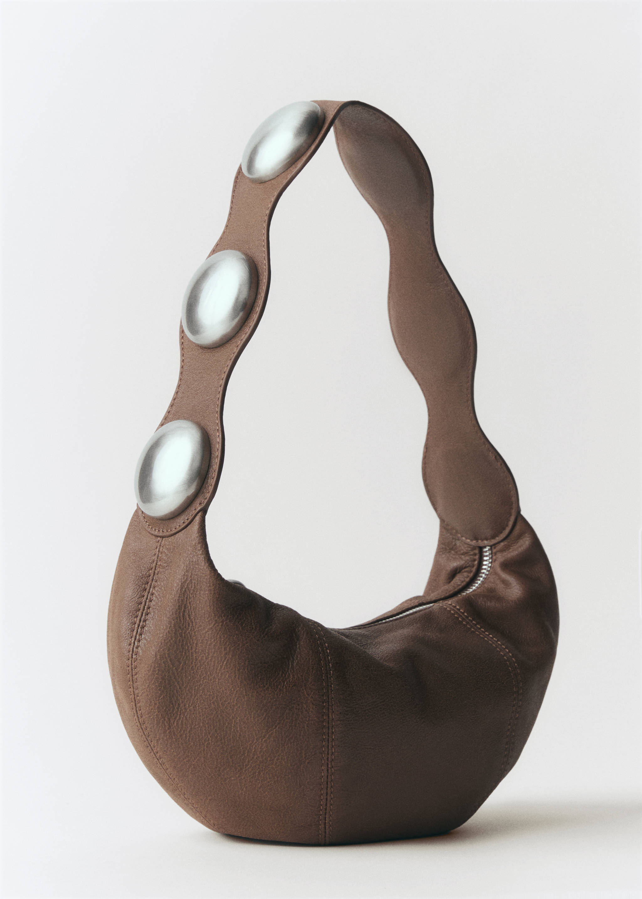 Stud leather bag - Medium plane