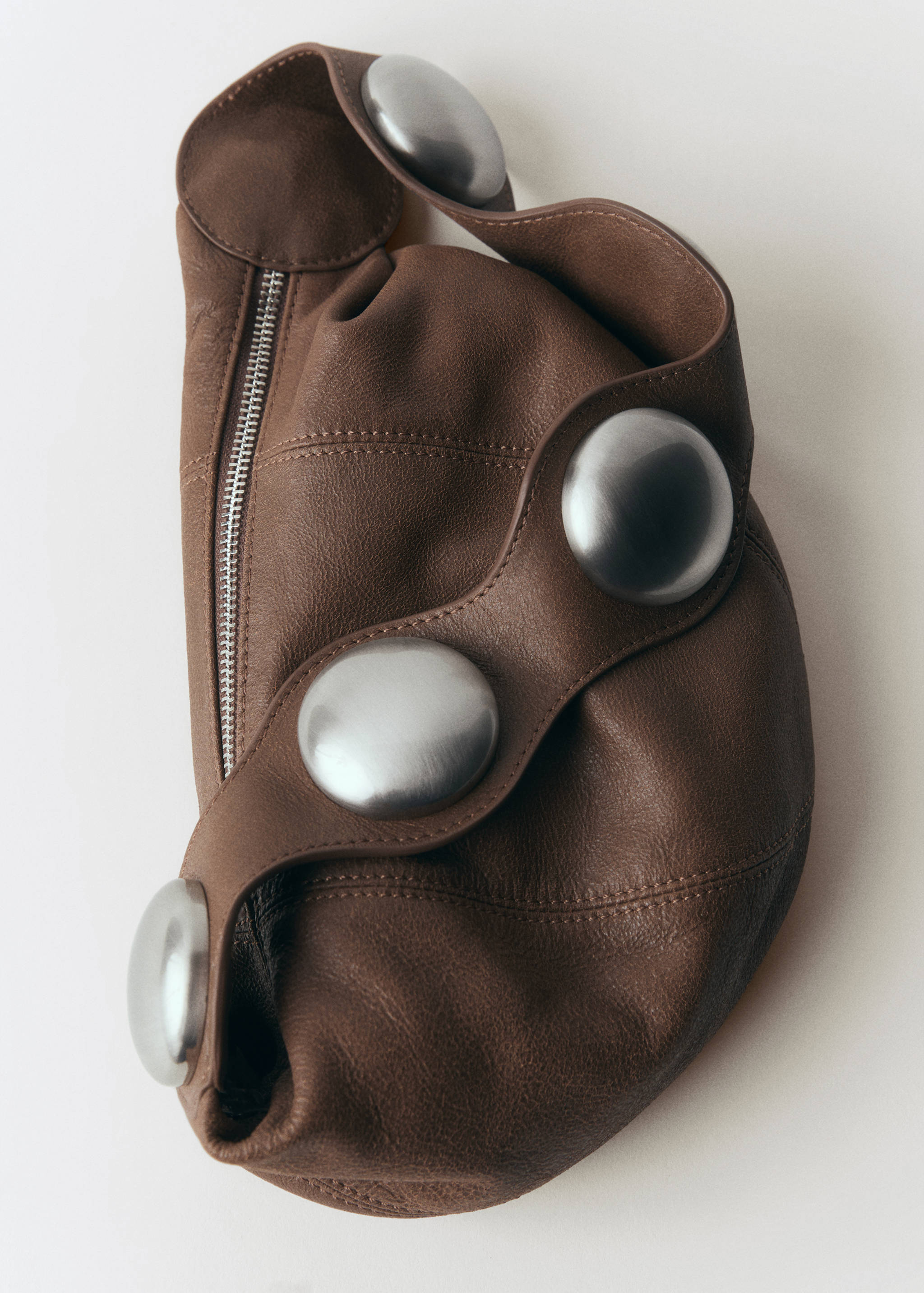 Stud leather bag - Details of the article 4
