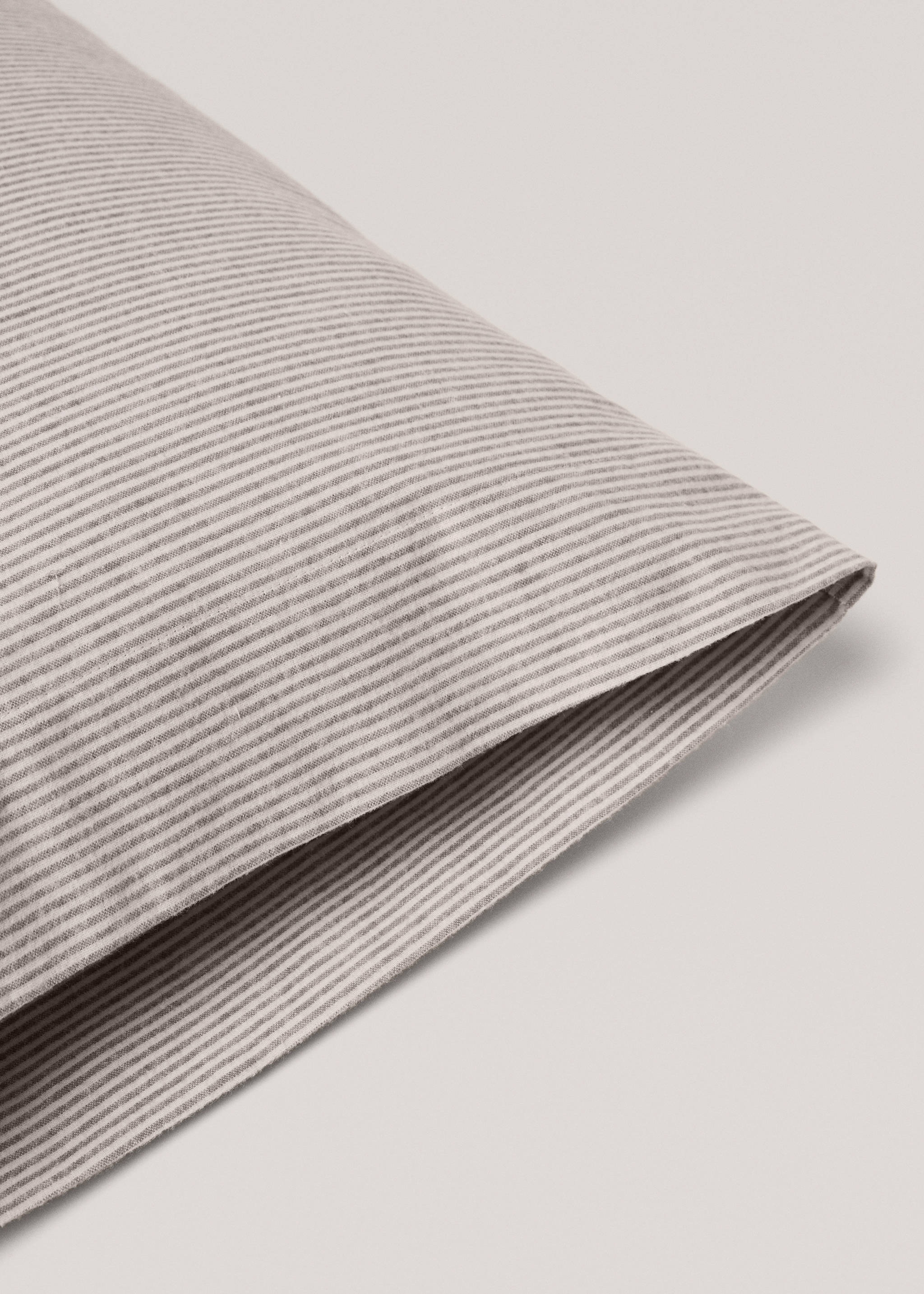 Cotton flannel pillowcase stripes 45x110cm - Details of the article 1