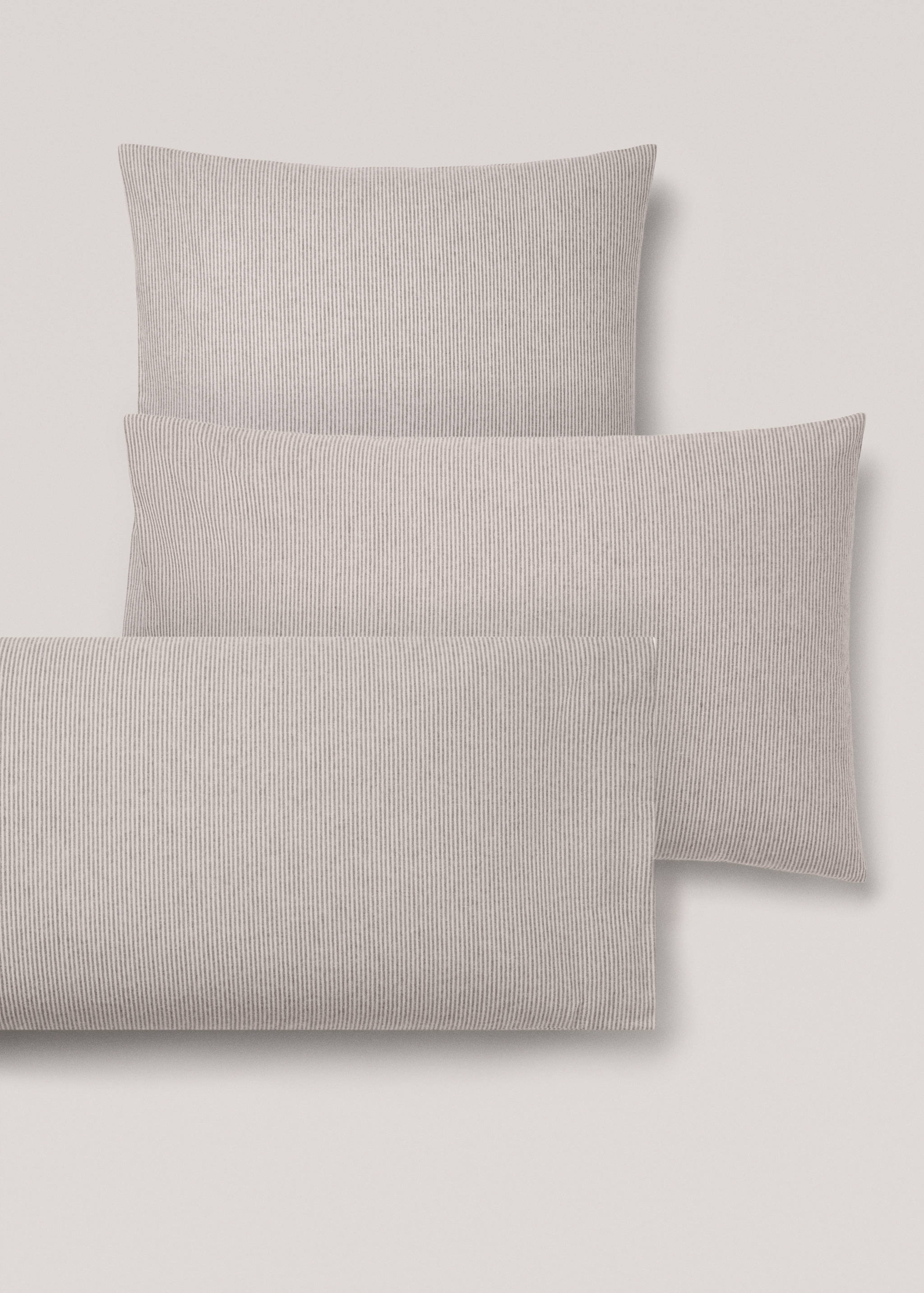 Cotton flannel pillowcase stripes 45x110cm - Details of the article 3