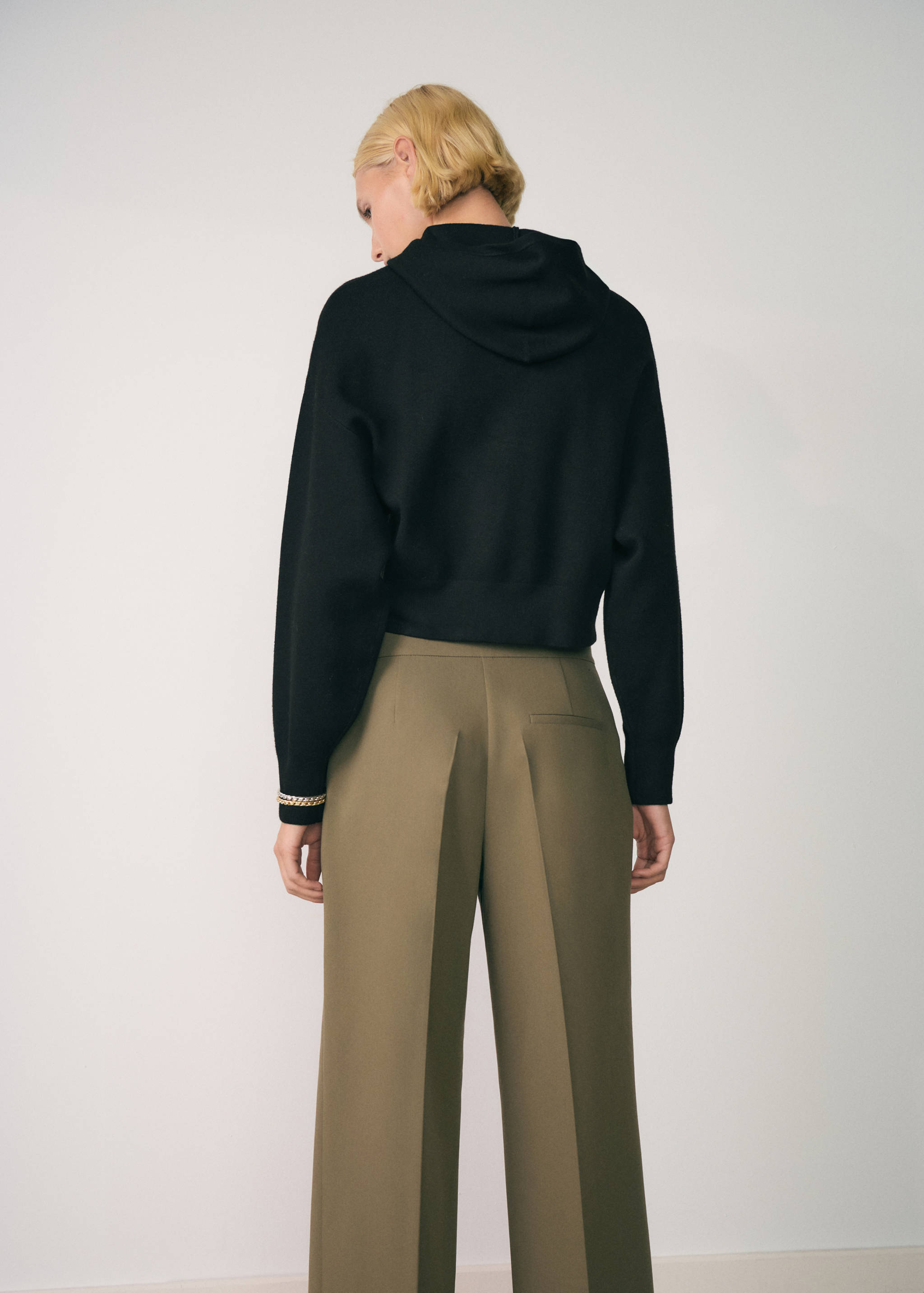 Pull-over maille capuche - Verso de l’article