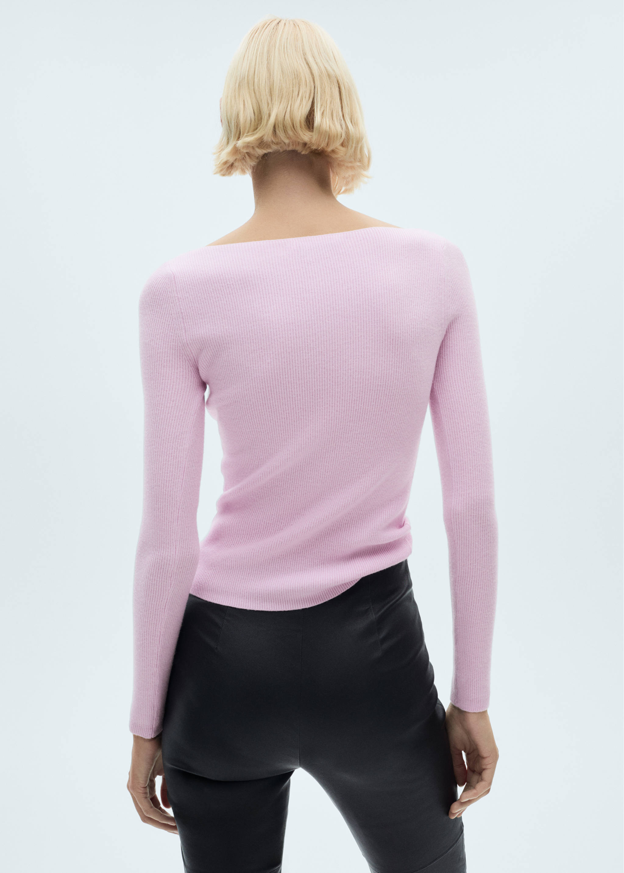 Boat-neck knitted sweater - Reverse of the article