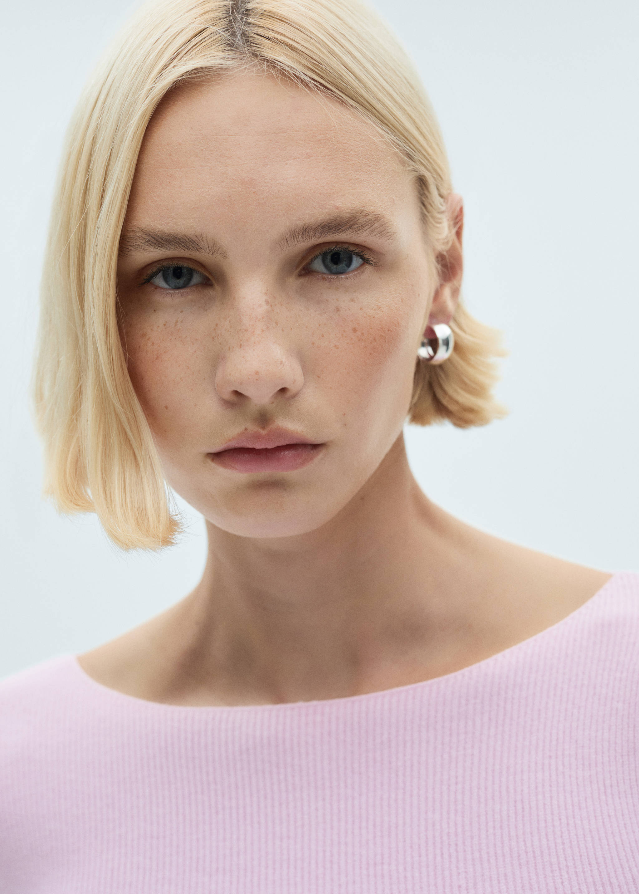 Boat-neck knitted sweater - Details of the article 1