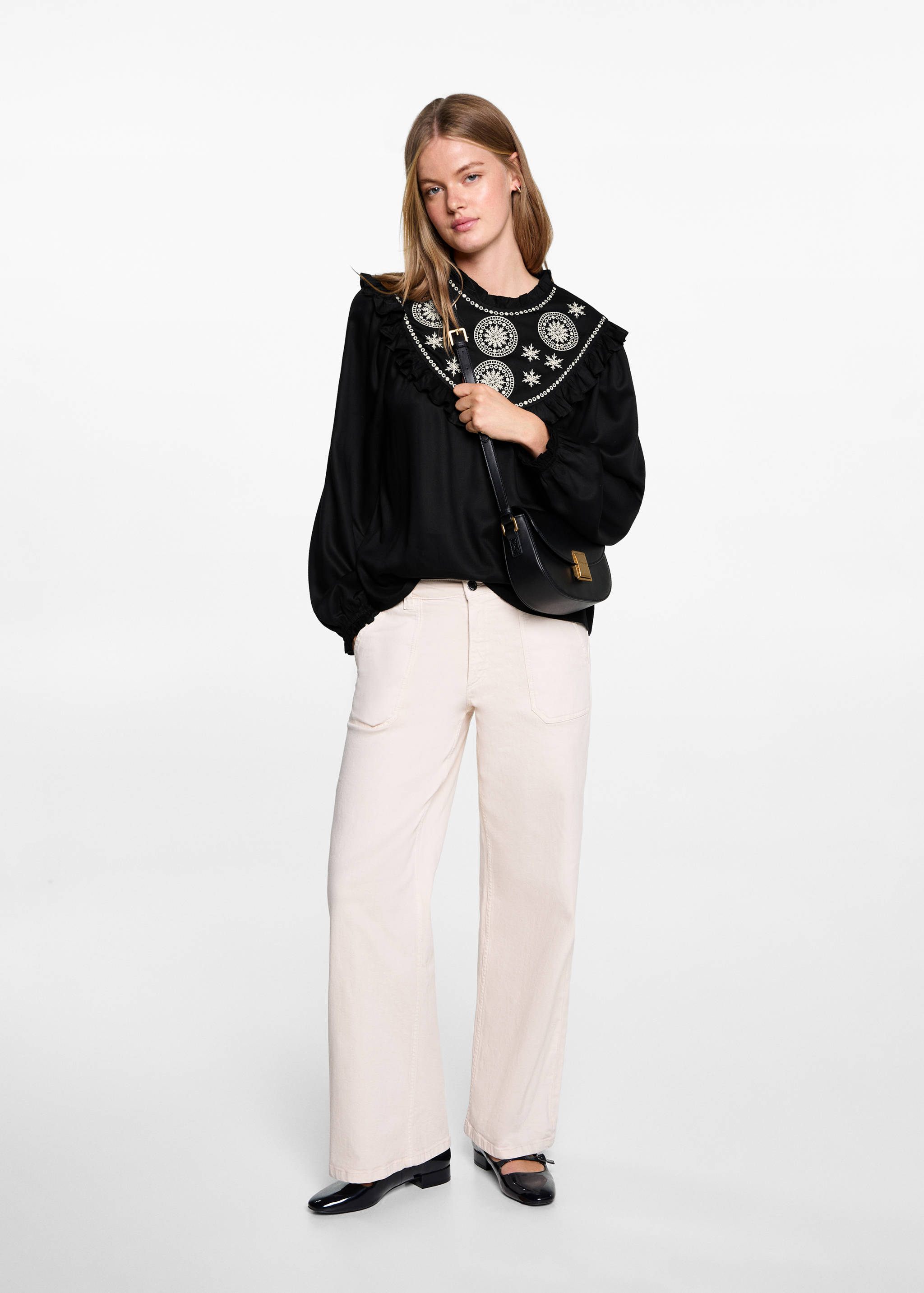 Blouse fluide détails brodés - Plan général