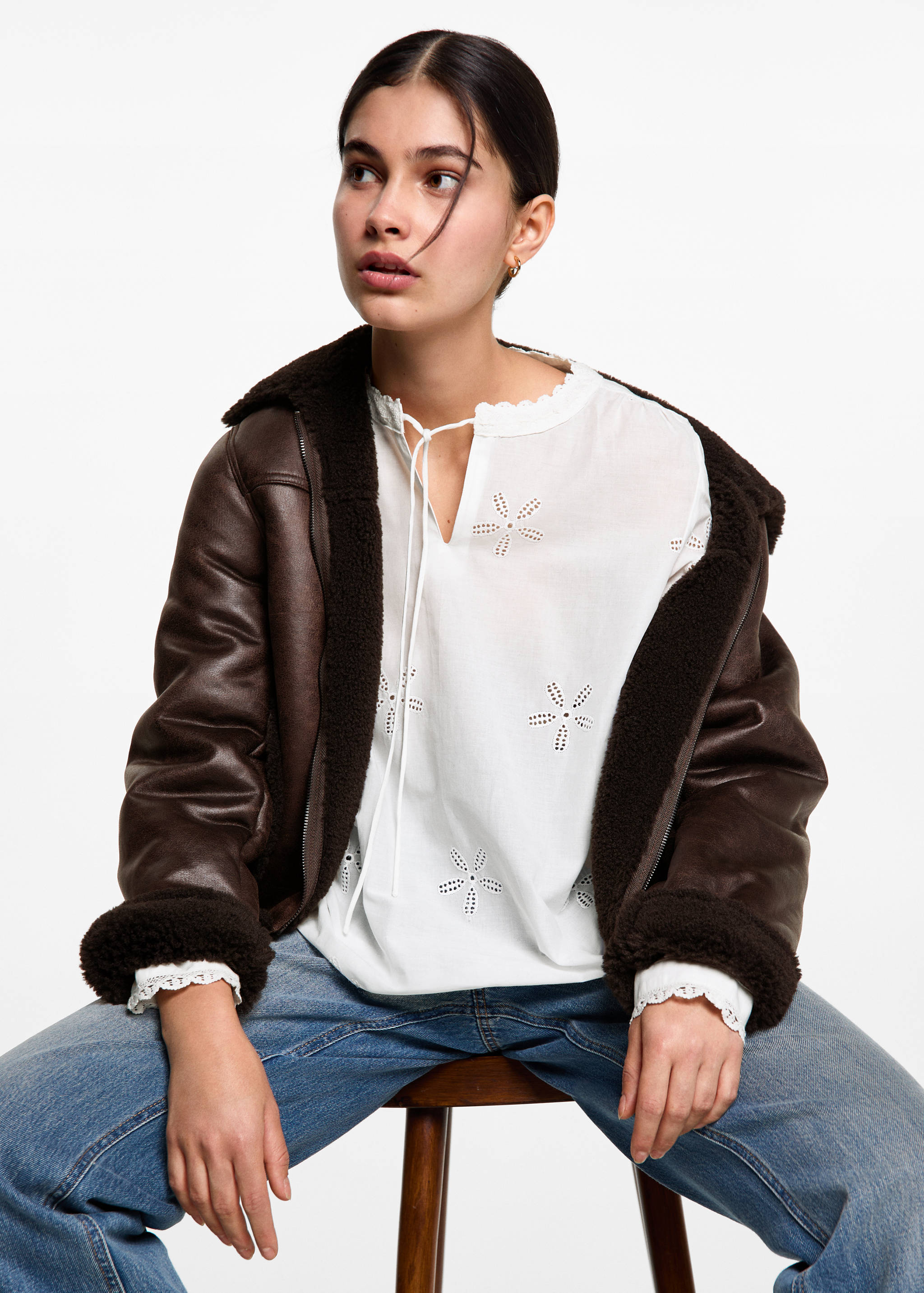 Floral embroidered blouse - Details of the article 2