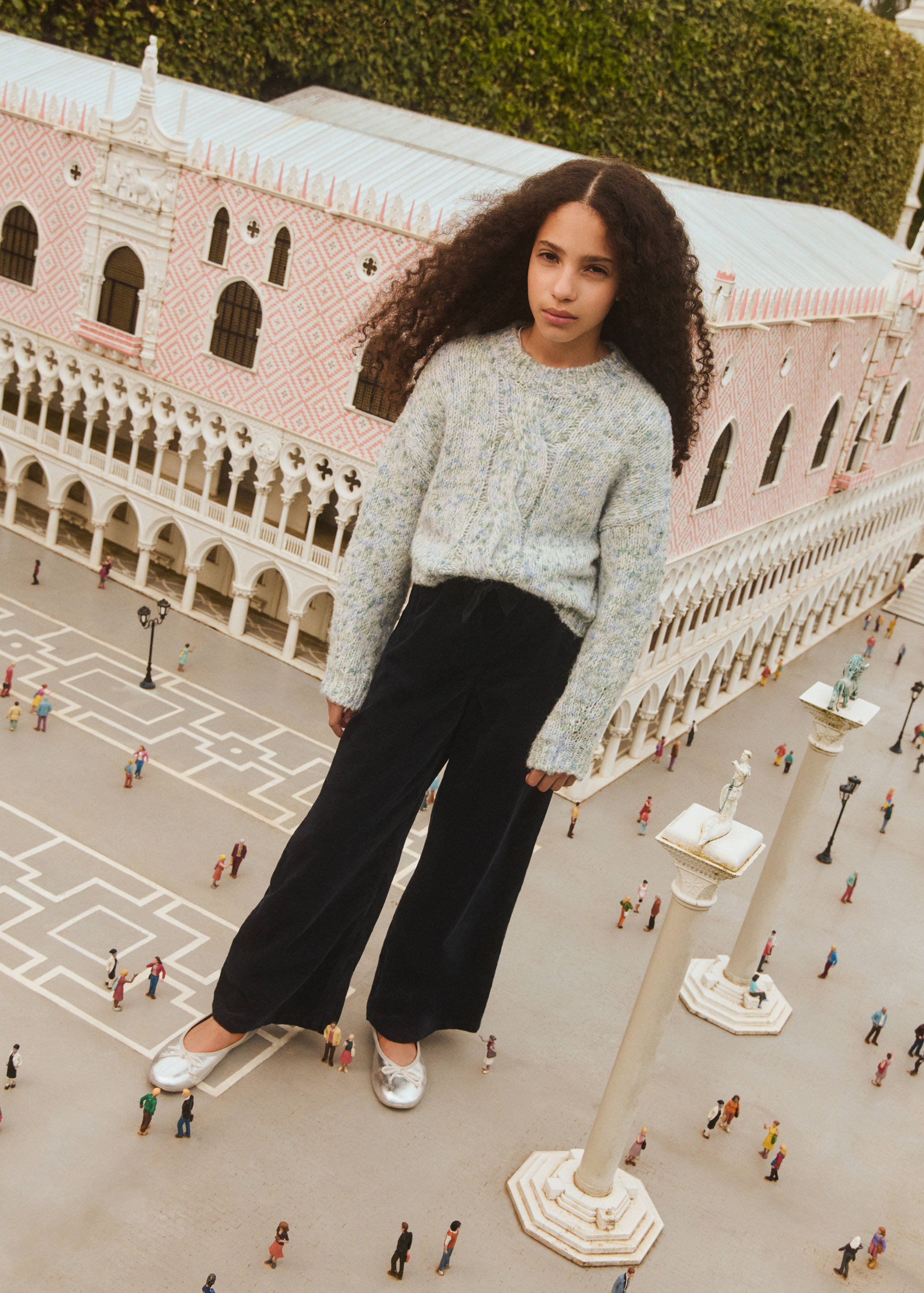 Bicolour knit sweater - Details of the article 6