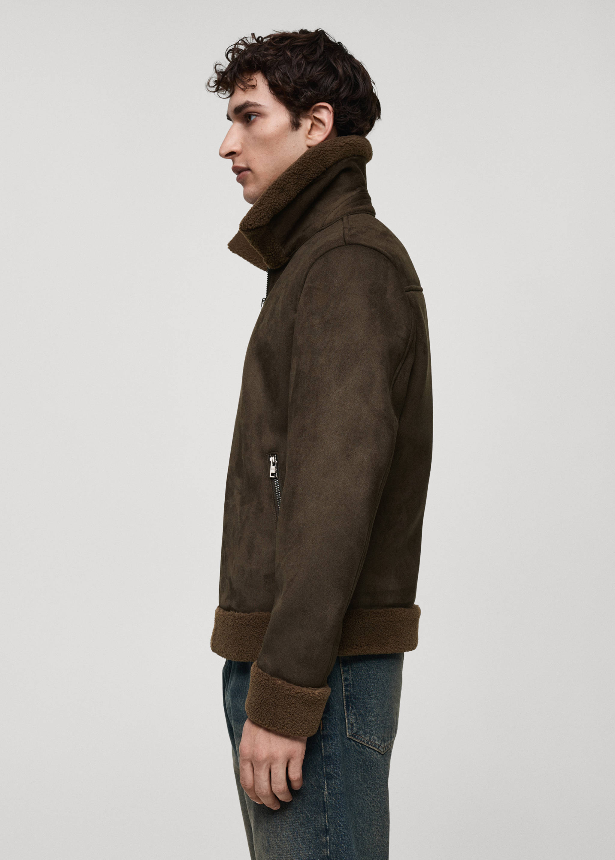 Jacket with shearling-effect lining - Details of the article 2