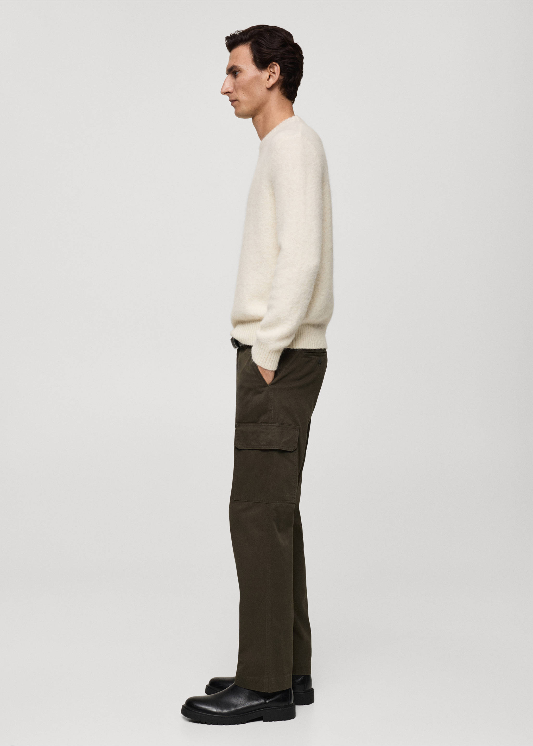 Pantalon cargo straight-fit - Détail de l'article 2, Kaki. Ref: 77017923-00.