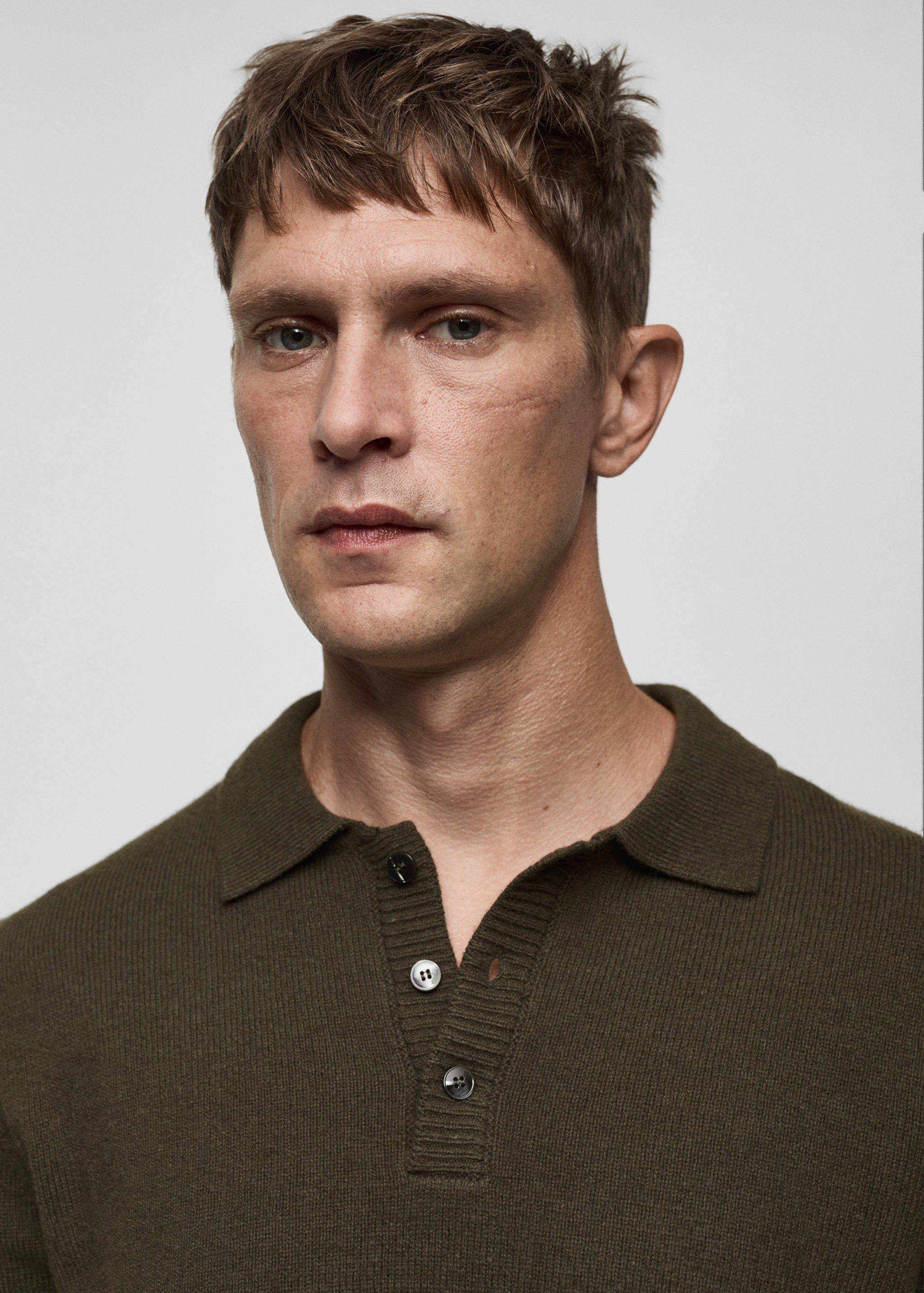 Polo collar wool sweater - Details of the article 1